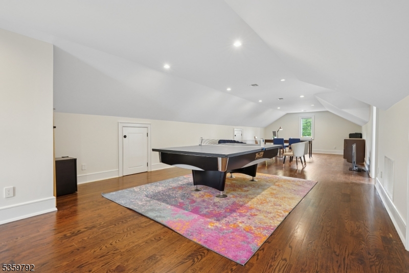 Millburn Twp., New Jersey, 07078, United States, 7 Bedrooms Bedrooms, ,9 BathroomsBathrooms,Residential,For Sale,1838878