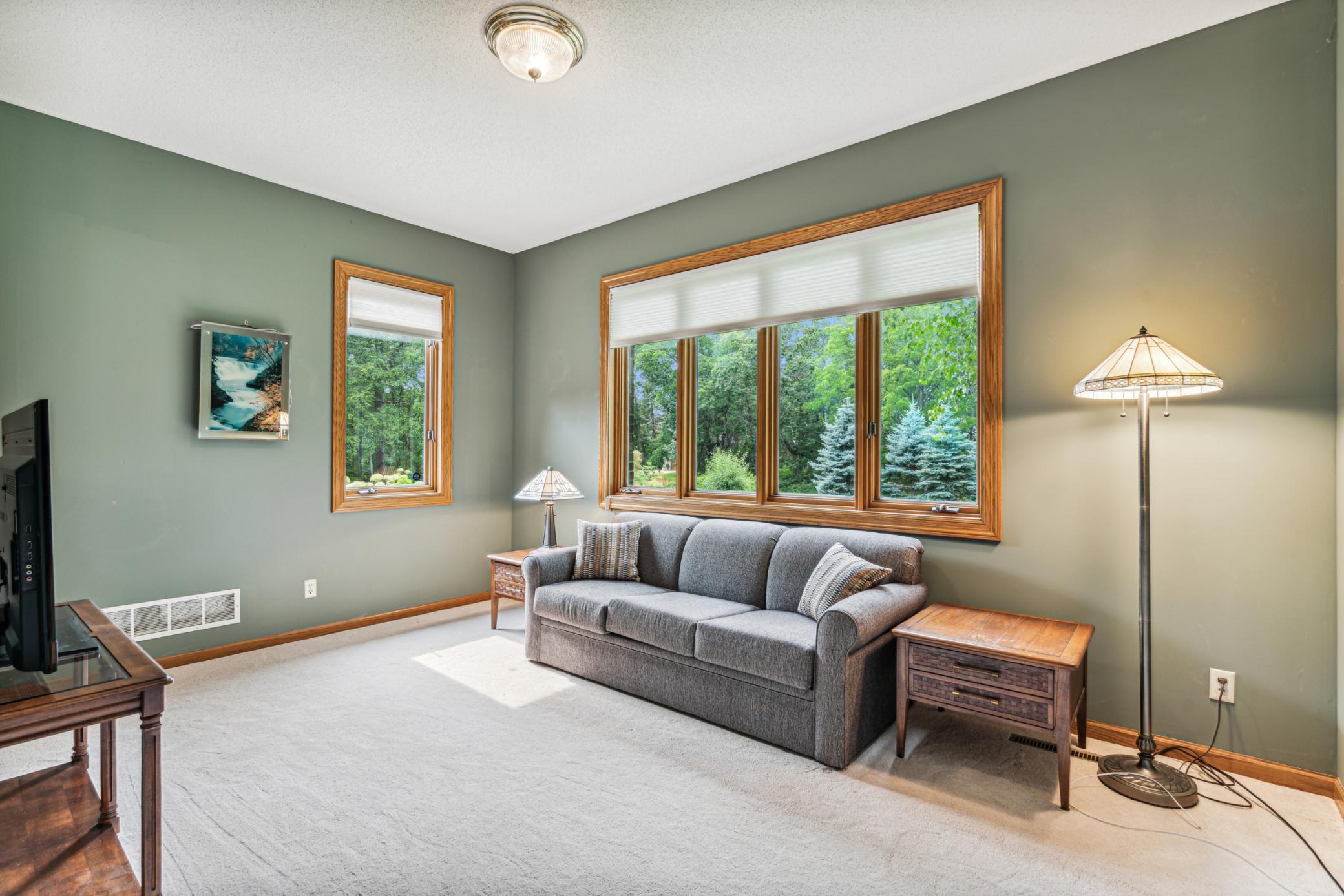 Lake Elmo, Minnesota, 55042, United States, 4 Bedrooms Bedrooms, ,3 BathroomsBathrooms,Residential,For Sale,1969161