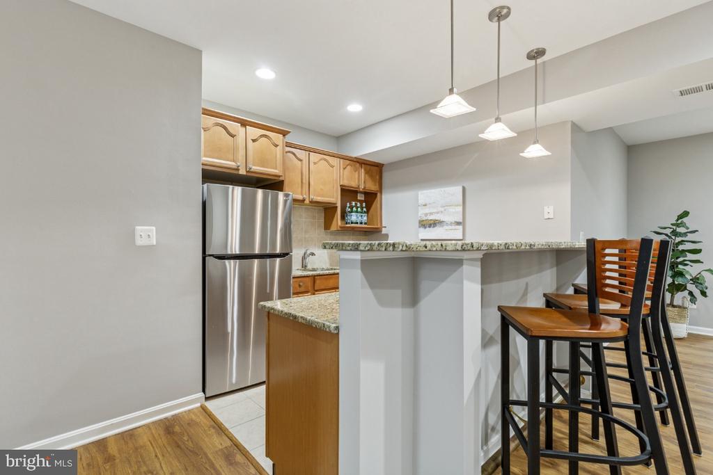 Ashburn, Virginia, 20147, United States, 5 Bedrooms Bedrooms, ,6 BathroomsBathrooms,Residential,For Sale,1839490