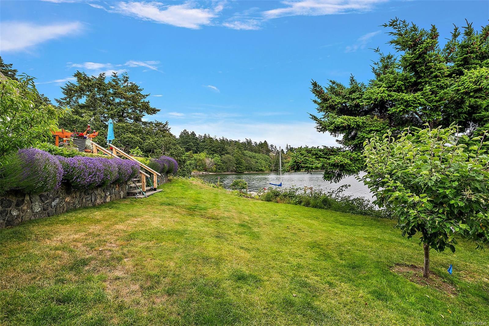 VIEW ROYAL, British Columbia, V9B 1A6, CA, 3 Bedrooms Bedrooms, ,Residential,For Sale,1883645