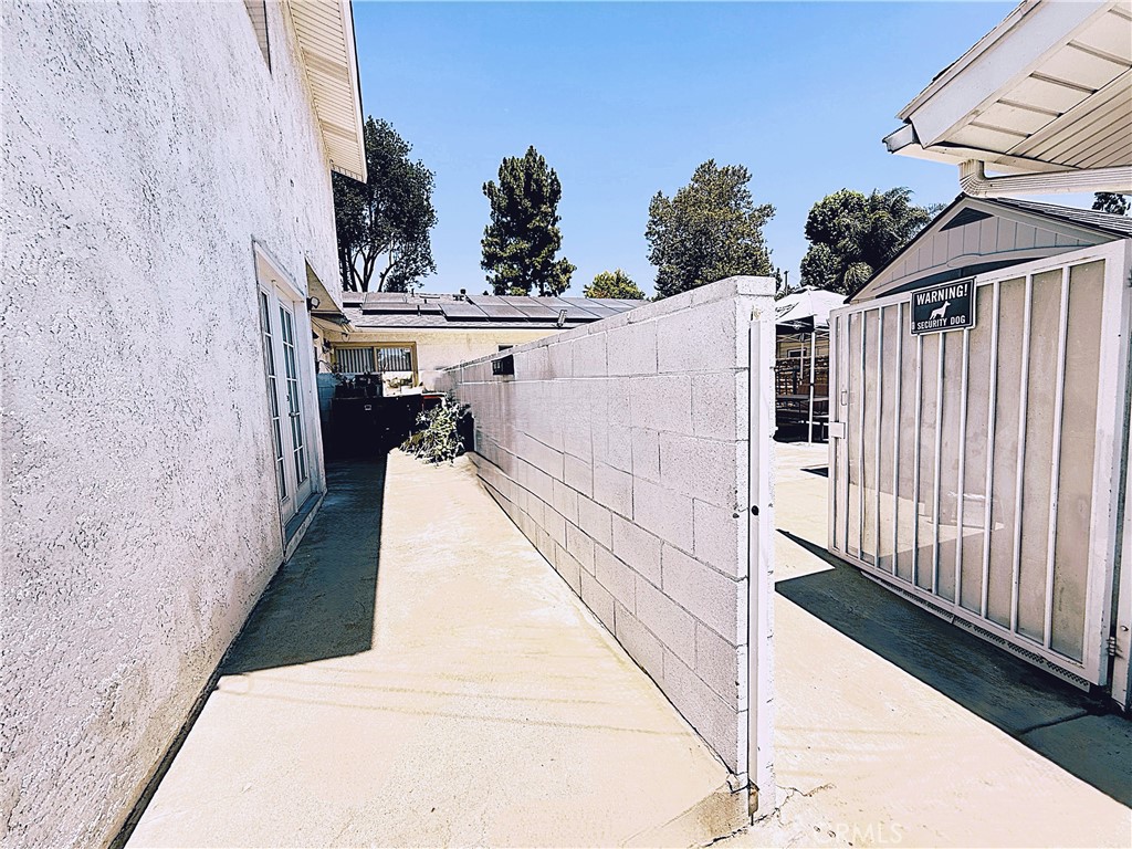 La Verne, California, 91750, United States, 7 Bedrooms Bedrooms, ,4 BathroomsBathrooms,Residential,For Sale,1979941