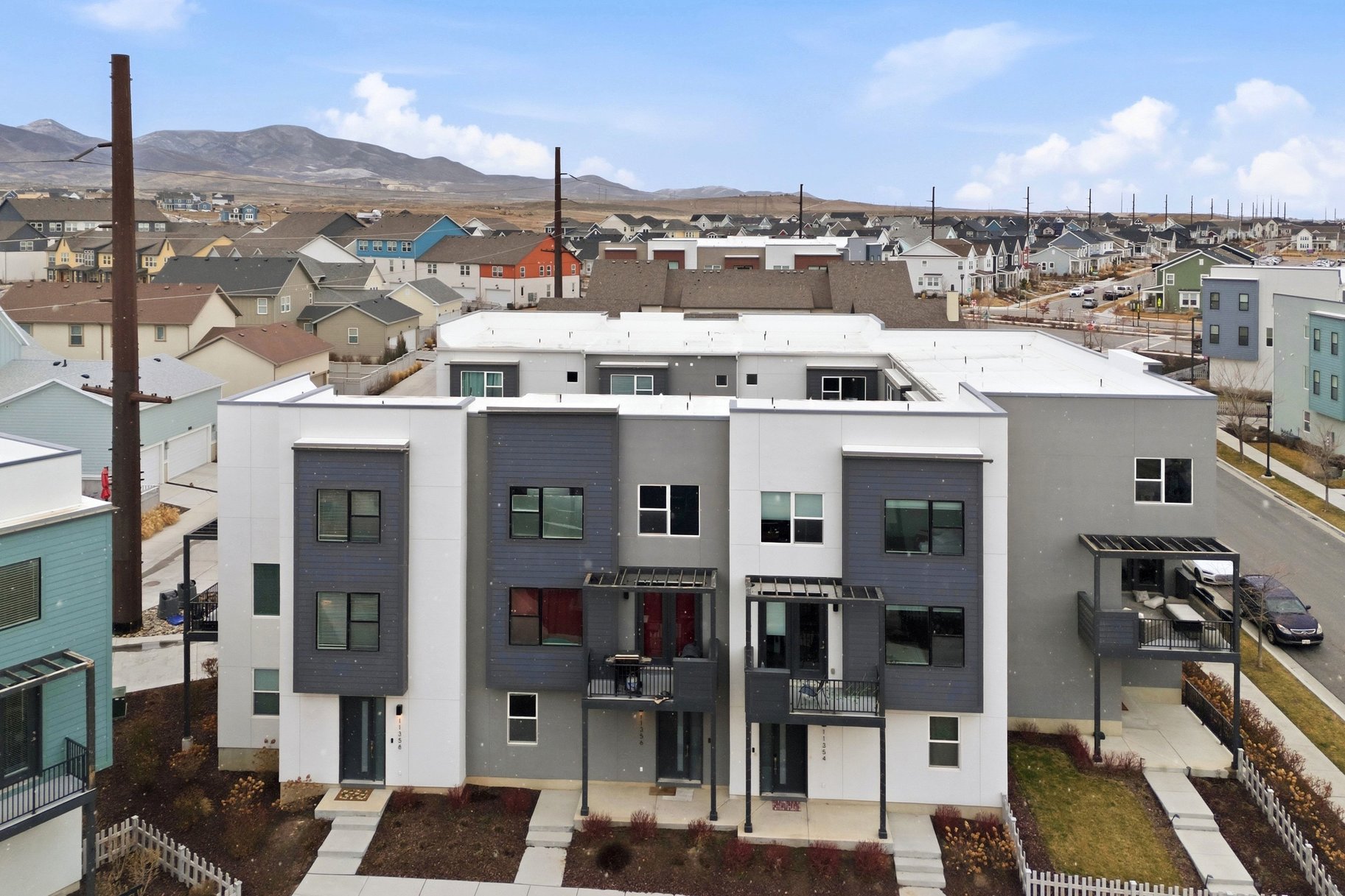  Smart Home Townhome - 物件實景