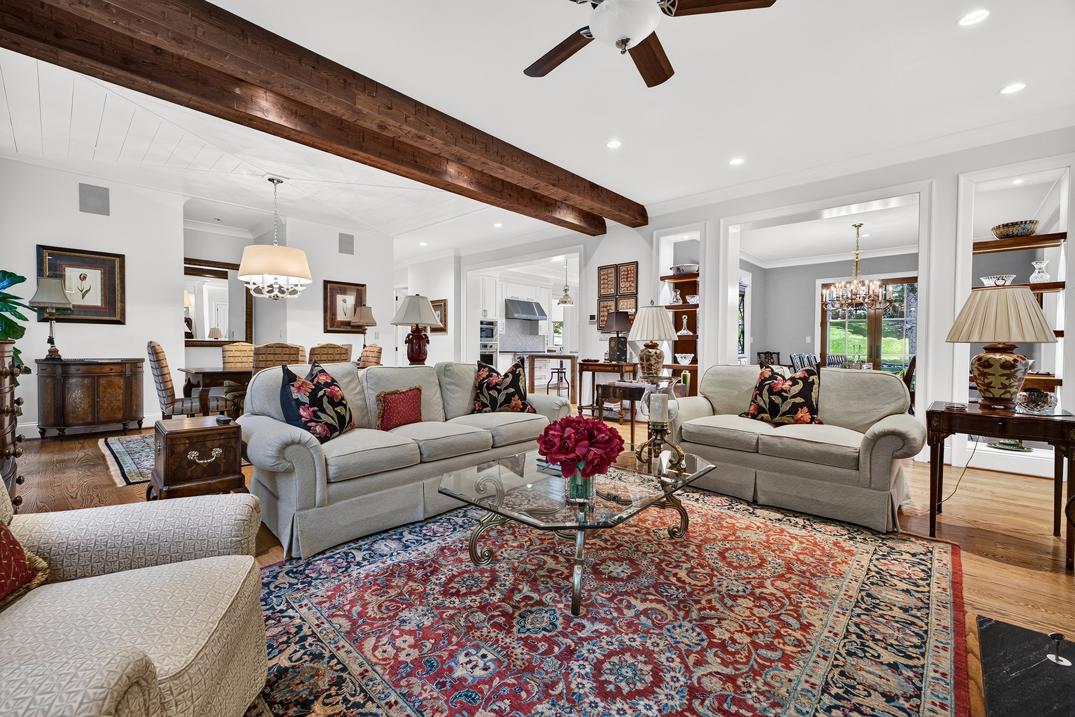  Exceptional Custom Residence Nestled on Private Wooded Lot in Chastain Park - 物件實景