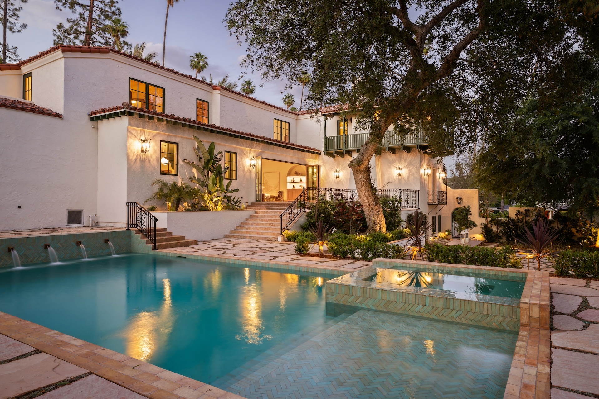  2110 Hill Dr - 物件實景