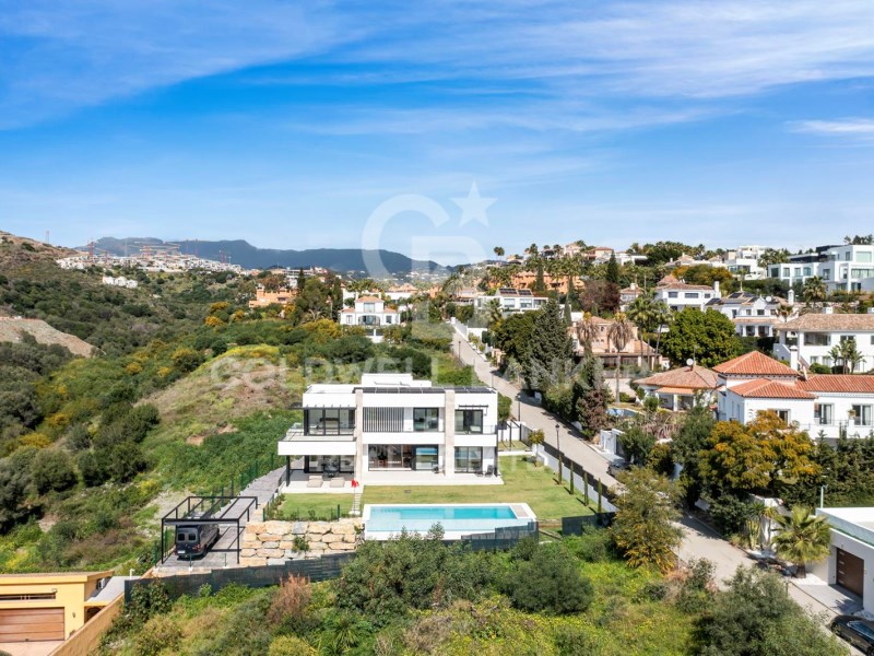 Benahavís, Andalusia, ES, 4 Bedrooms Bedrooms, ,4 BathroomsBathrooms,Residential,For Sale,1804057
