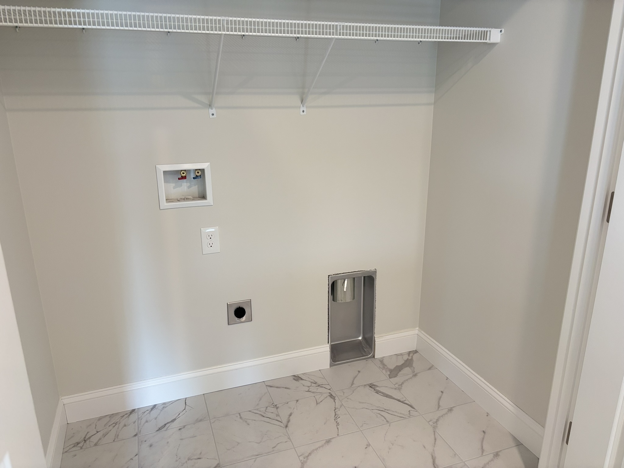  19 Woodmans Lane - 物件實景