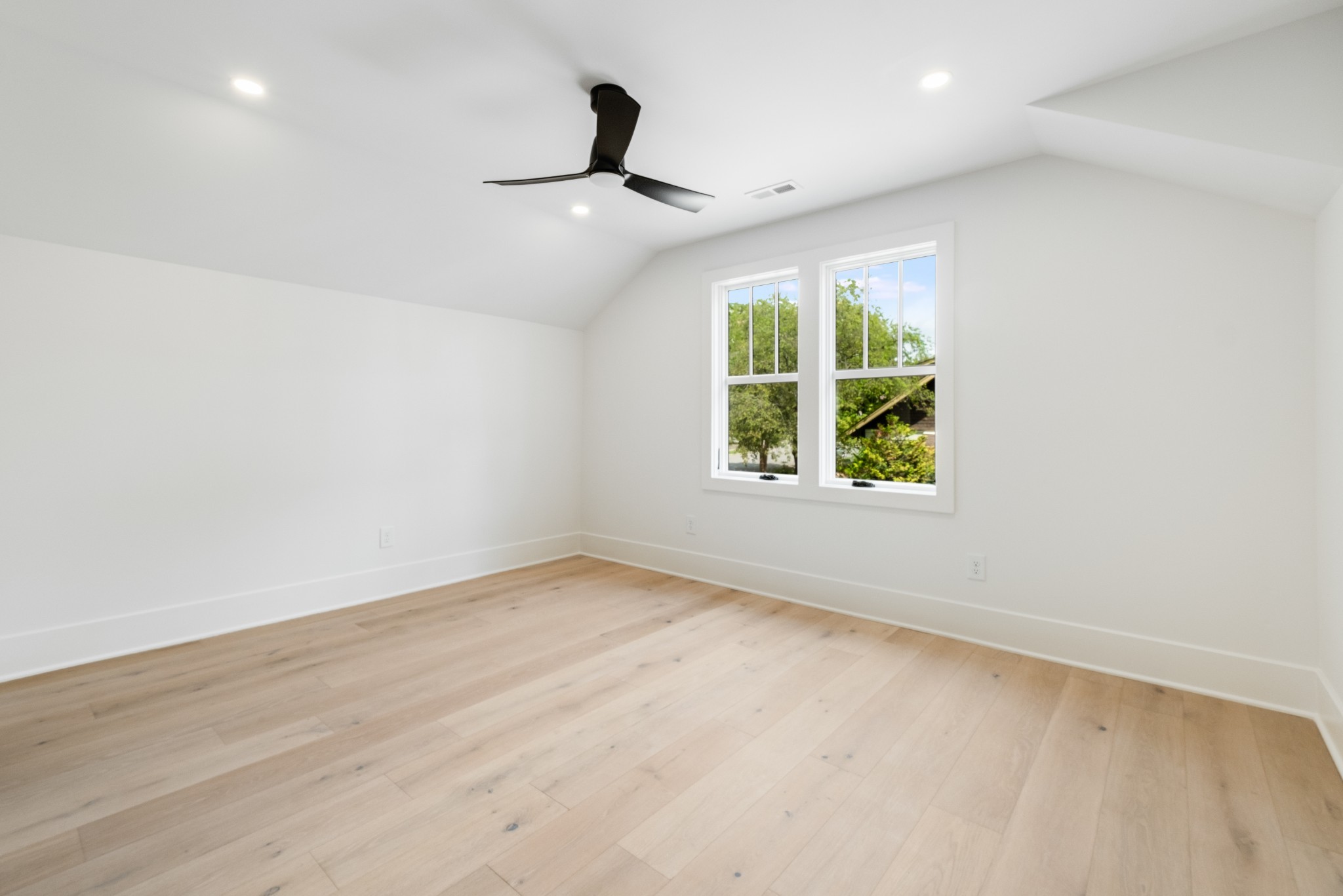  1101 Paris Ave, Nashville, TN, 37204 - 物件實景