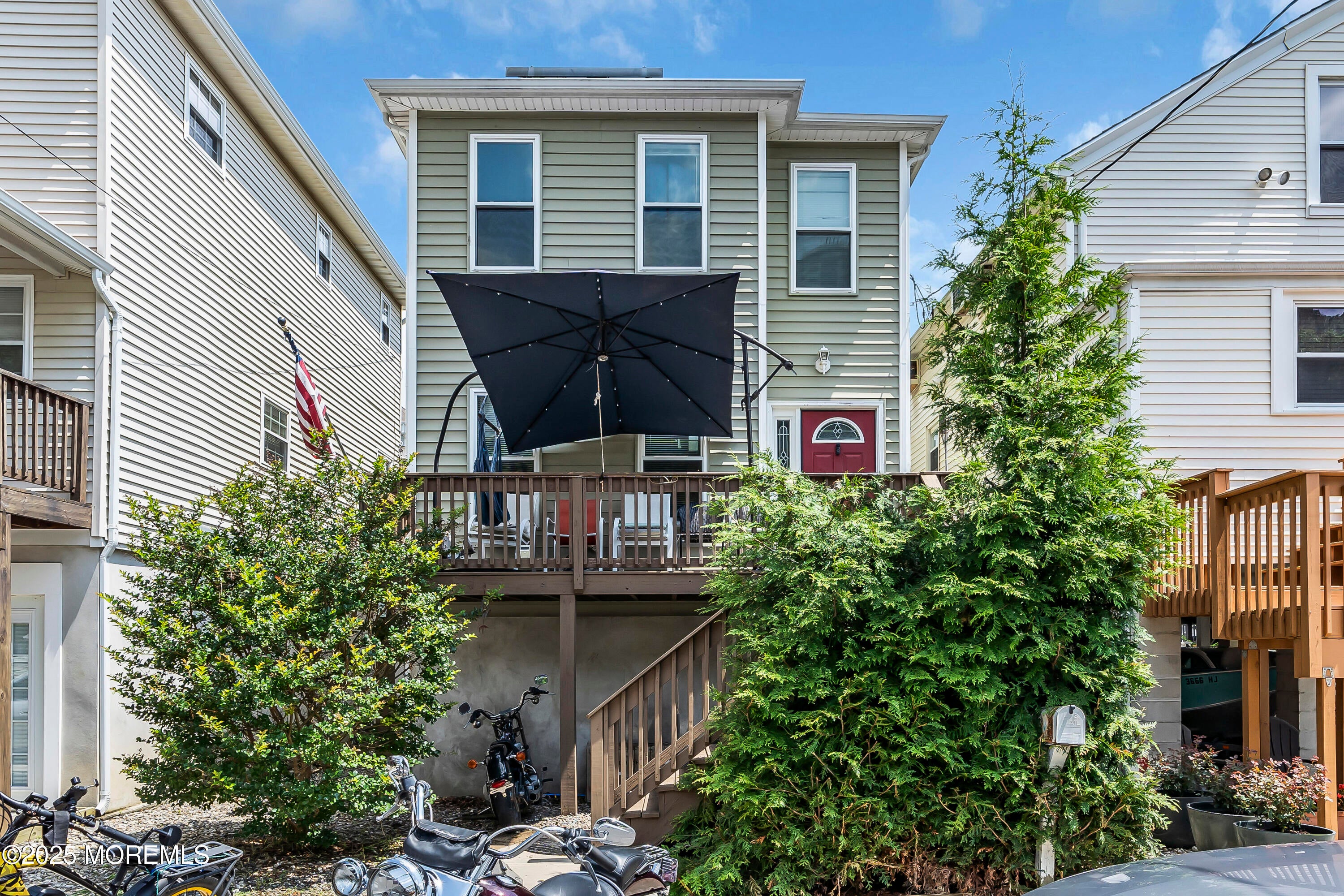 Highlands, New Jersey, 07732, United States, 2 Bedrooms Bedrooms, ,2 BathroomsBathrooms,Residential,For Sale,1980474