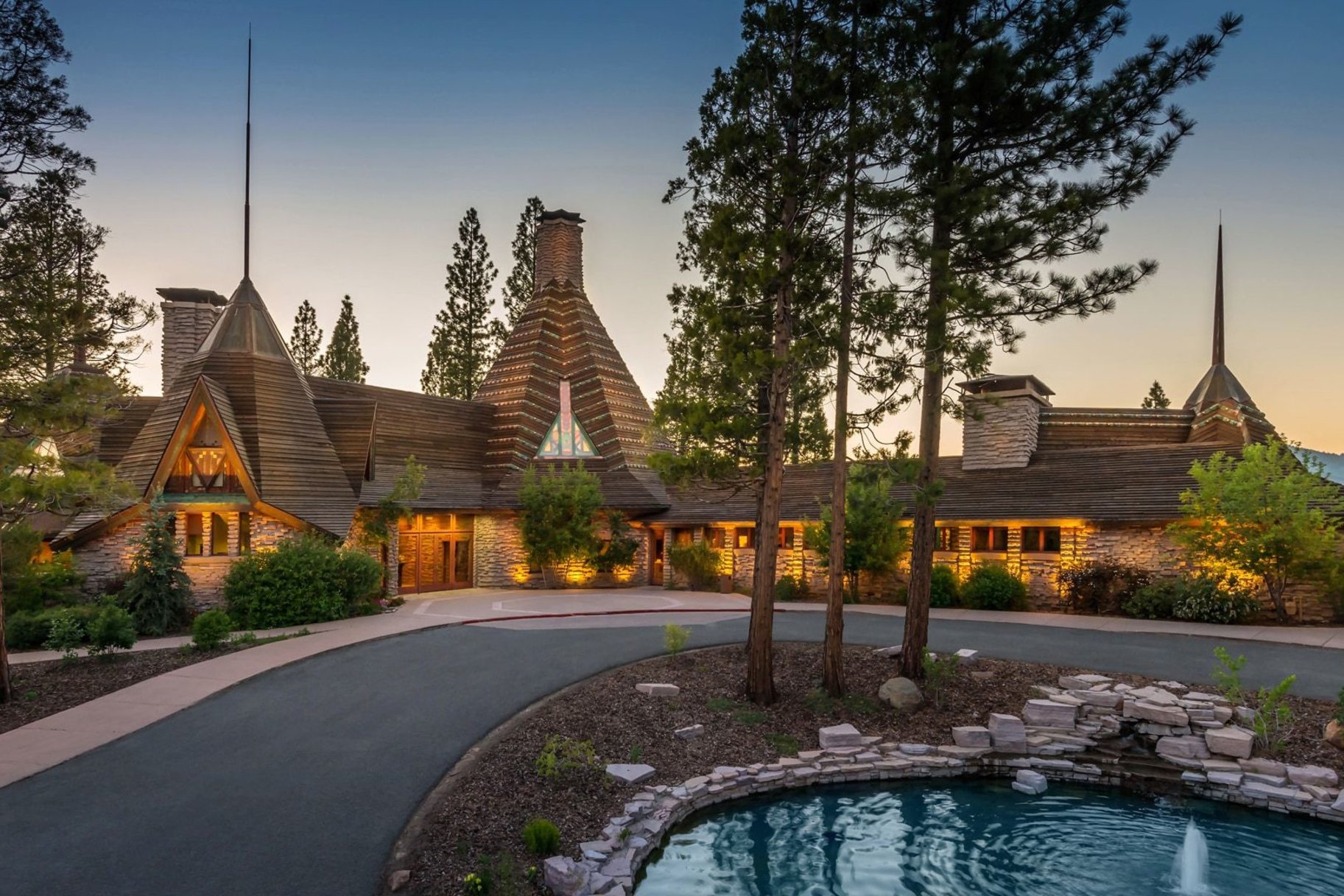  where  frank lloyd wright design meets mountain luxury - 物件實景