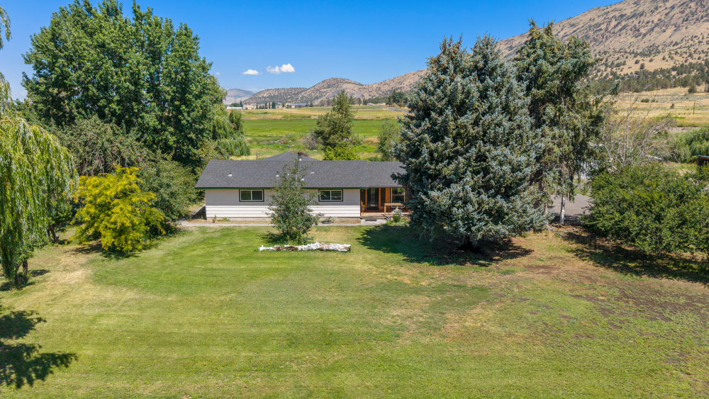 KLAMATH FALLS, Oregon, 97603, United States, 3 Bedrooms Bedrooms, ,2 BathroomsBathrooms,Residential,For Sale,1984285