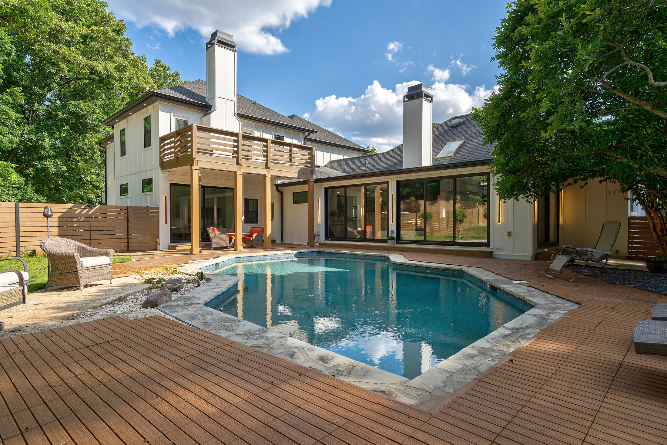 Fully Renovated Estate Blends Luxury, Flexibility & Resort-Style Living - 物件實景