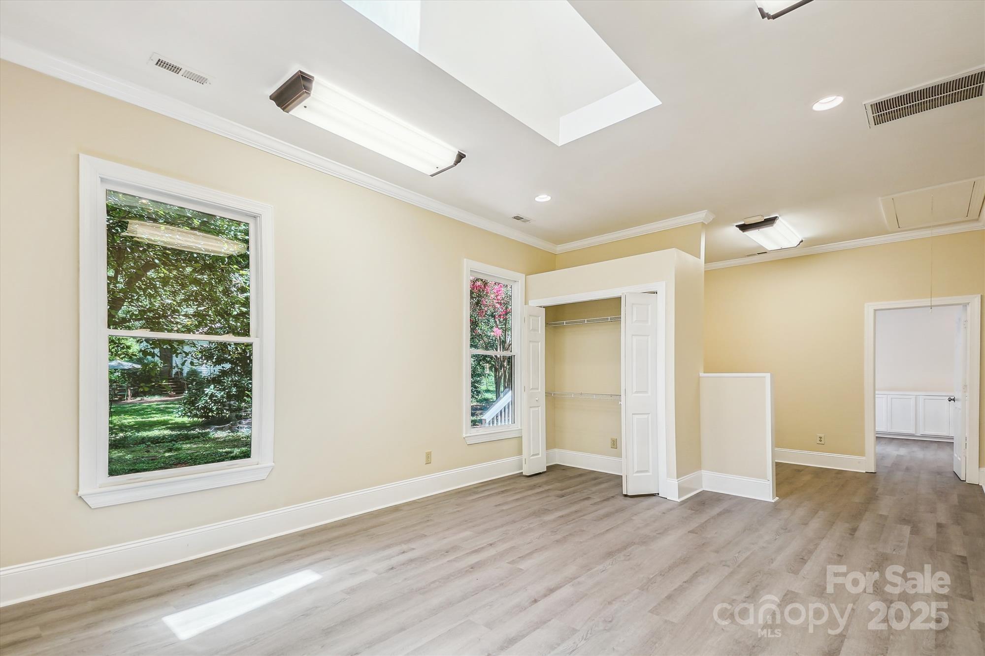Fort Mill, South Carolina, 29715, United States, 4 Bedrooms Bedrooms, ,4 BathroomsBathrooms,Residential,For Sale,1898922