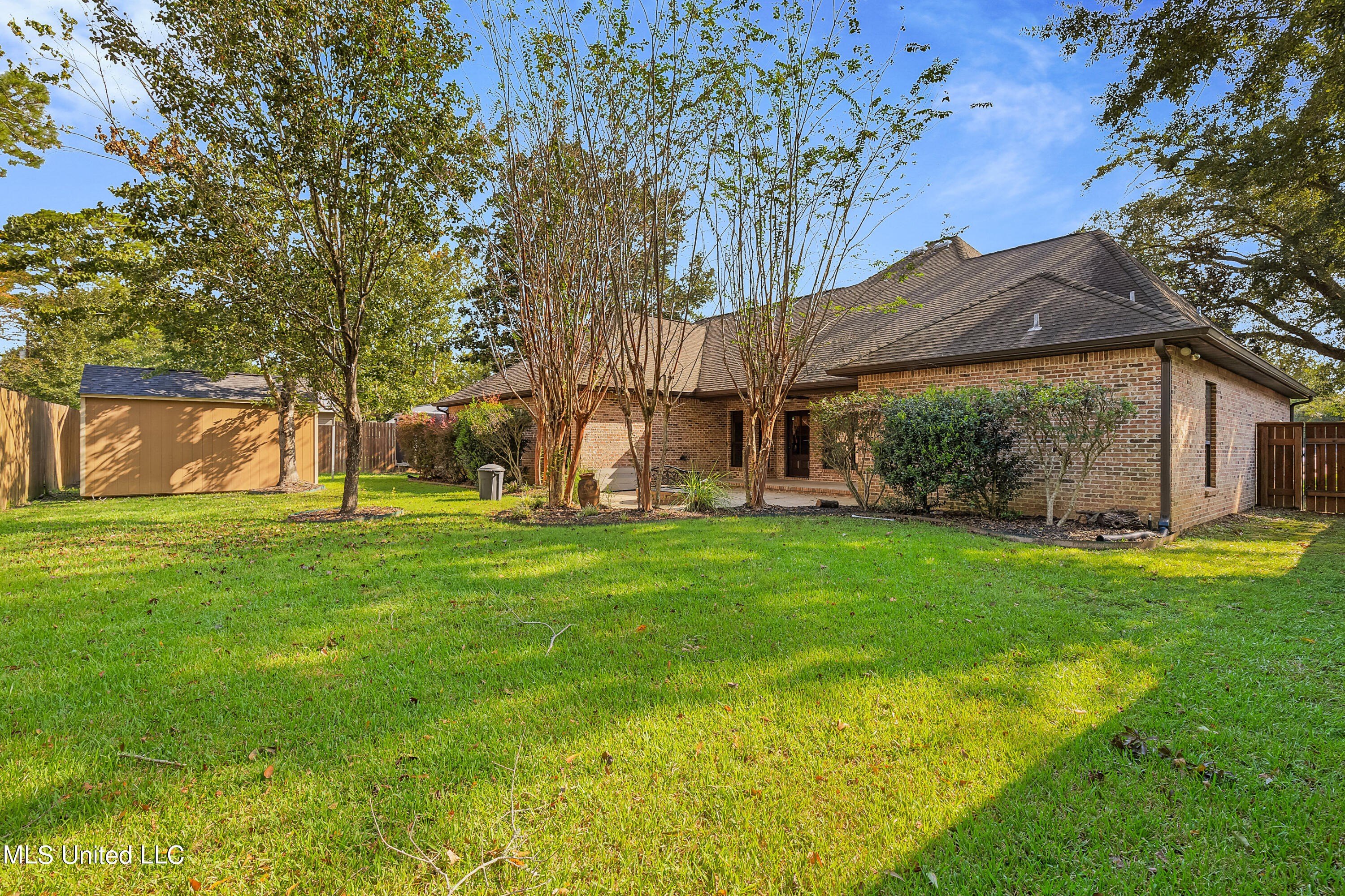 Ocean Springs, Mississippi, 39564, United States, 4 Bedrooms Bedrooms, ,3 BathroomsBathrooms,Residential,For Sale,1978241