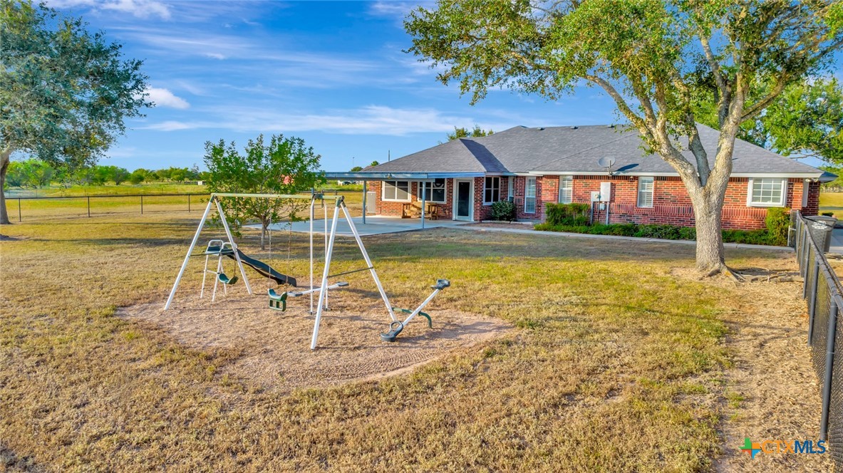 Victoria, Texas, 77904, United States, 3 Bedrooms Bedrooms, ,3 BathroomsBathrooms,Residential,For Sale,1989314