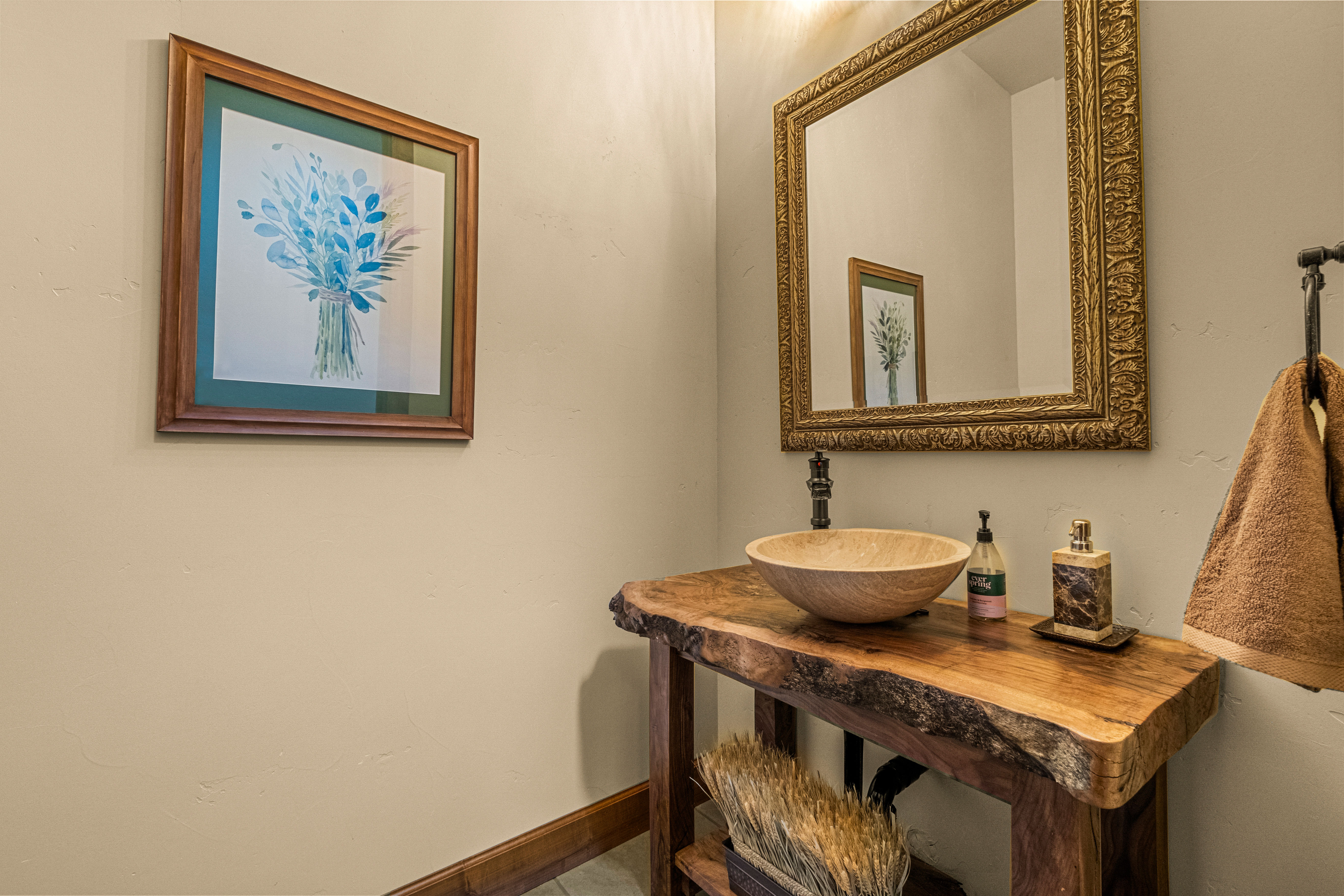  7330 Perry Creek Road, Somerset, CA 95684 - 物件實景
