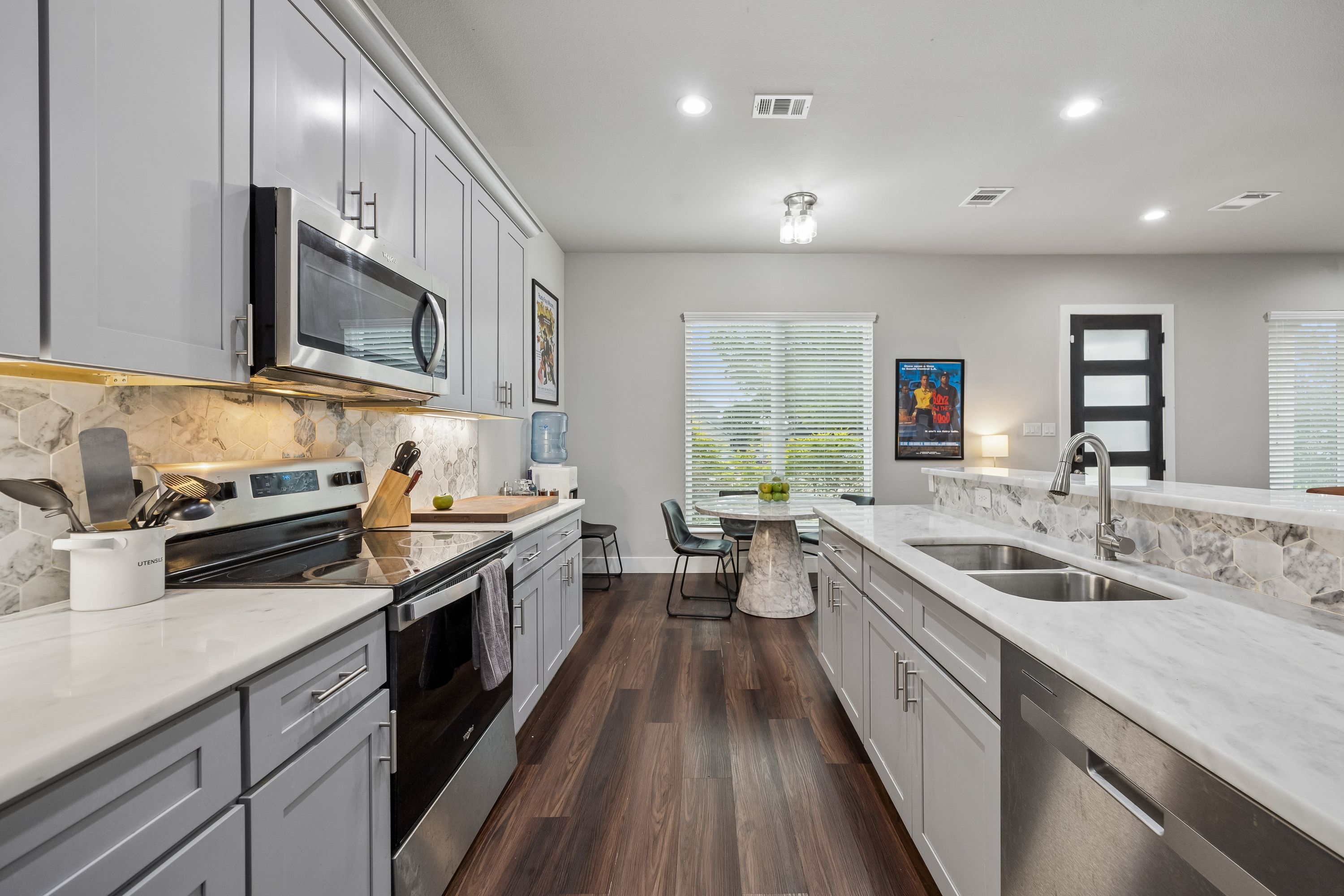  Rare Newer Multi Gen Living with Room to Grow - 物件實景