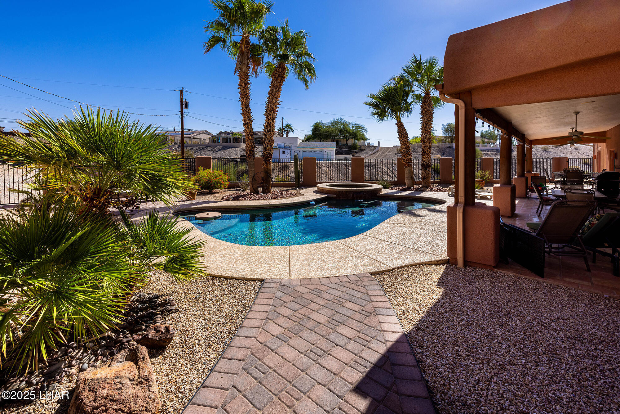 Lake Havasu City, Arizona, 86406, United States, 5 Bedrooms Bedrooms, ,3 BathroomsBathrooms,Residential,For Sale,1996890