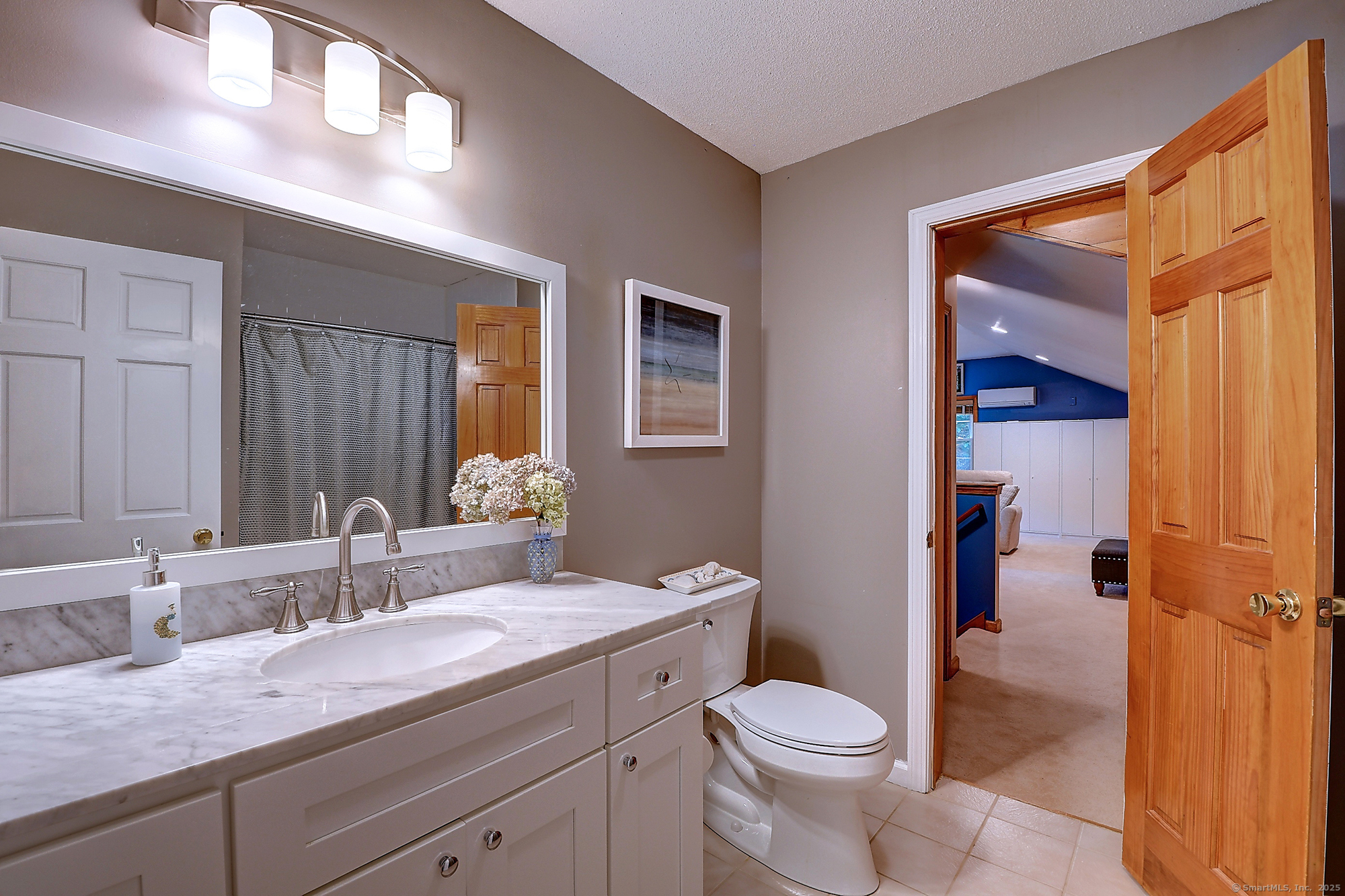 Cheshire, Connecticut, 06410, United States, 3 Bedrooms Bedrooms, ,3 BathroomsBathrooms,Residential,For Sale,1987474