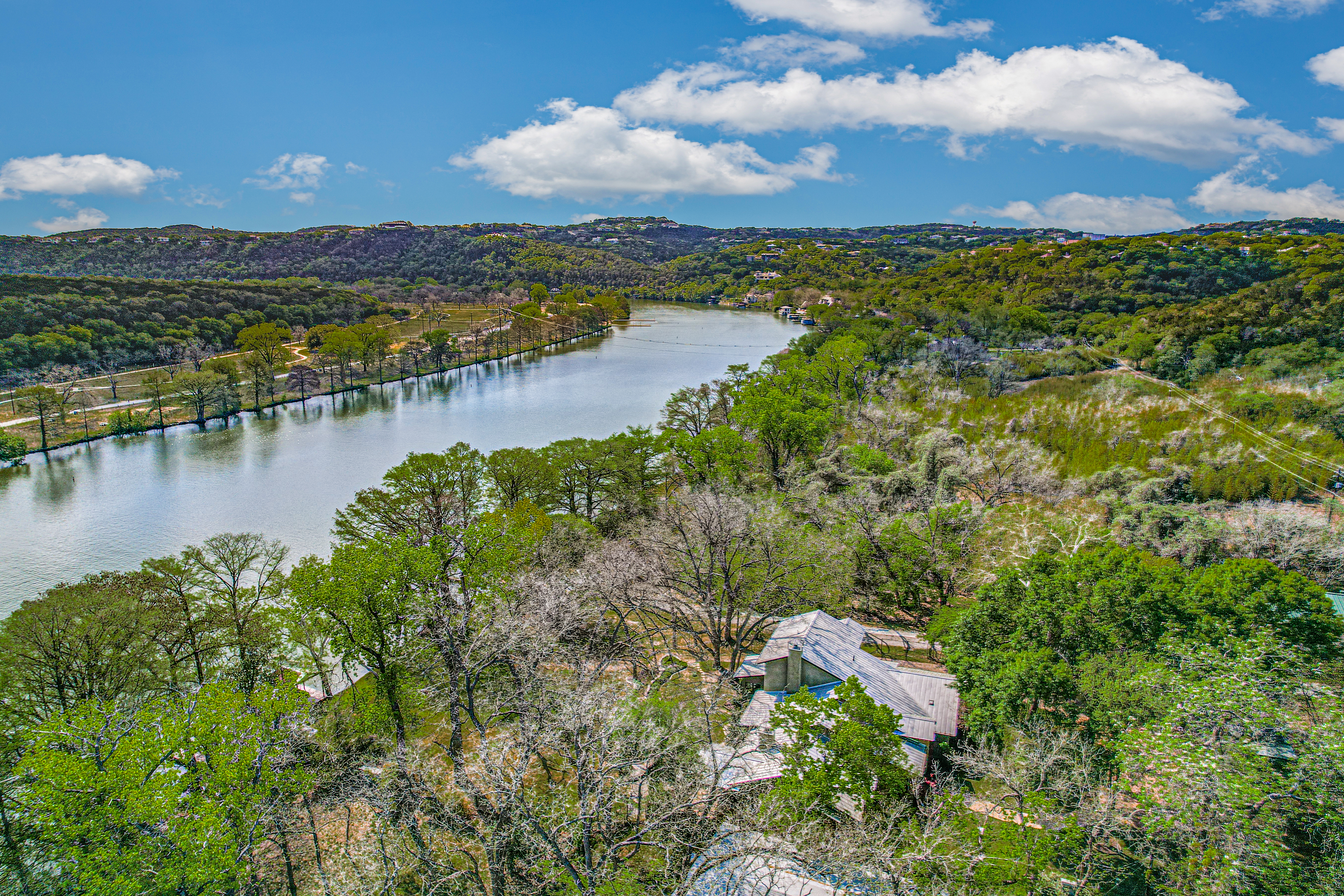  a rare lake austin estate where  luxury meets quiet nature - 物件實景