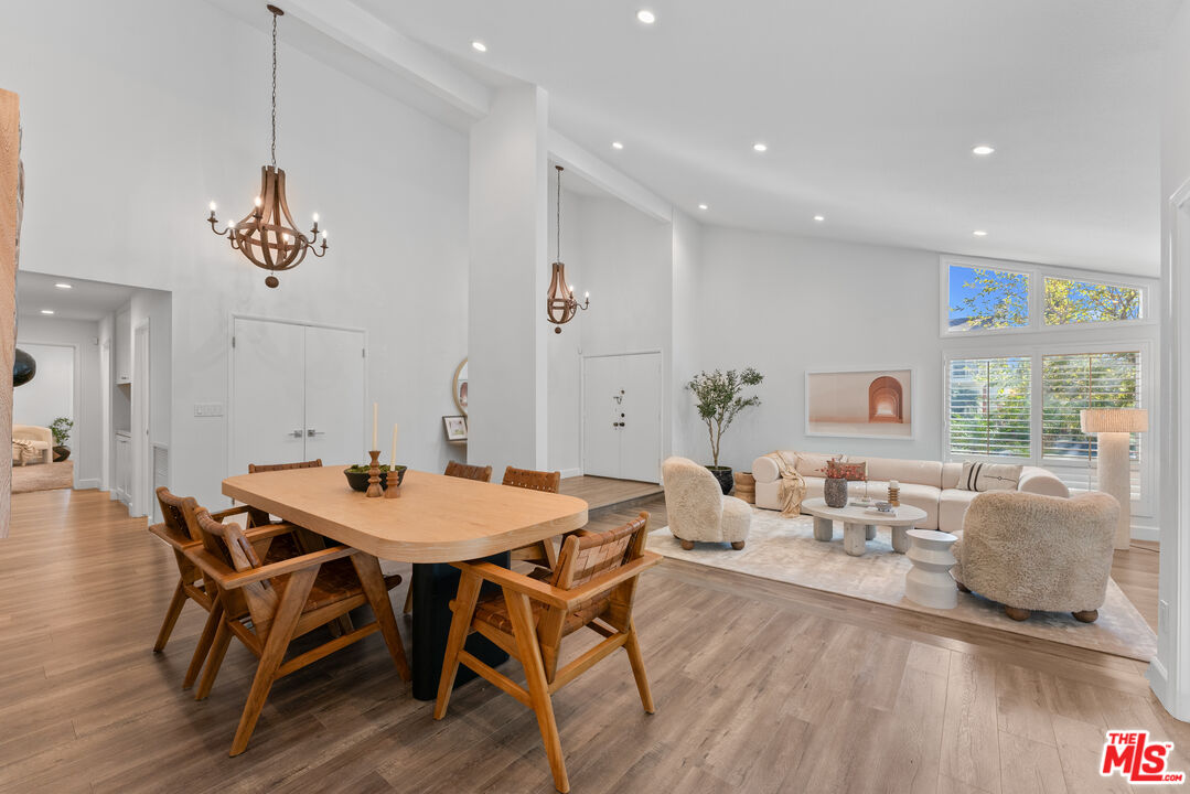 Porter Ranch, California, 91326, United States, 4 Bedrooms Bedrooms, ,2 BathroomsBathrooms,Residential,For Sale,1989197