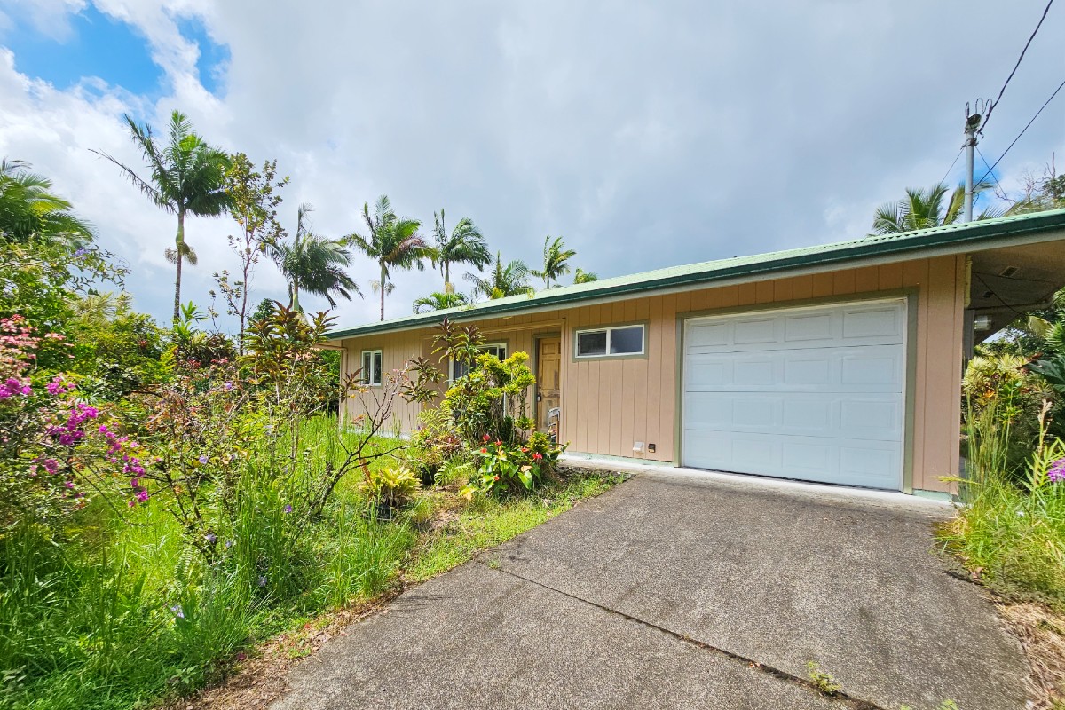 Aku St, Pahoa, HI 96778