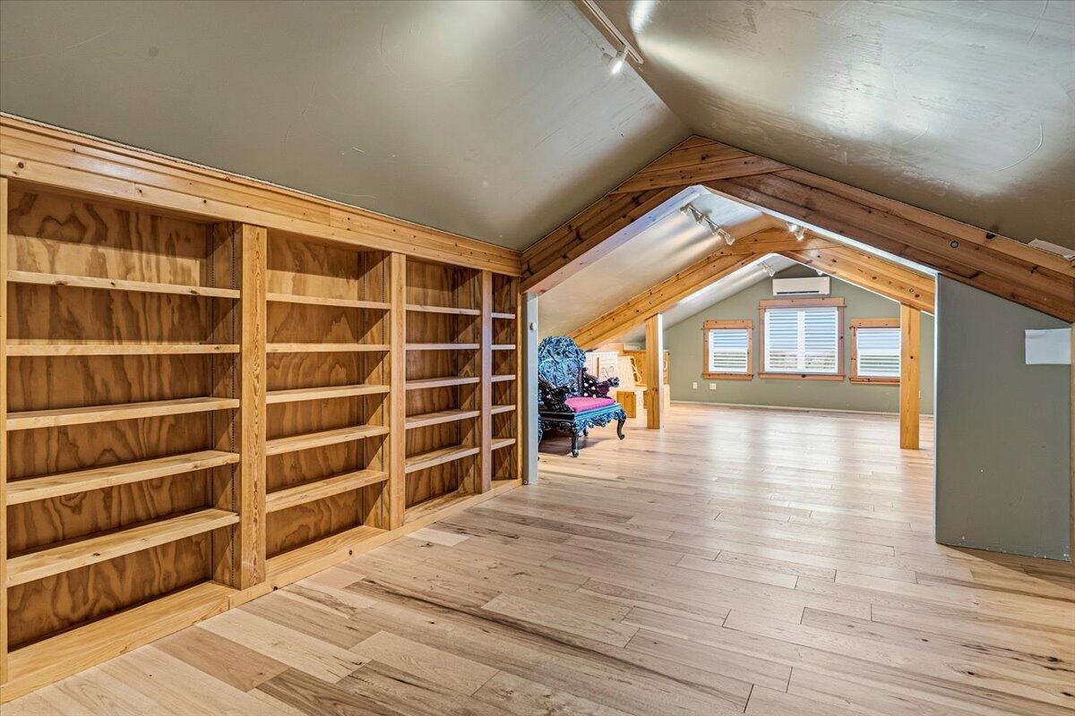 Powell Butte, Oregon, 97753, United States, 6 Bedrooms Bedrooms, ,5 BathroomsBathrooms,Residential,For Sale,2036948