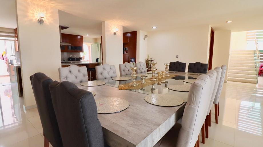 Morelia, Michoacán de Ocampo, 58270, Mexico, 5 Bedrooms Bedrooms, ,4 BathroomsBathrooms,Residential,For Sale,1918215