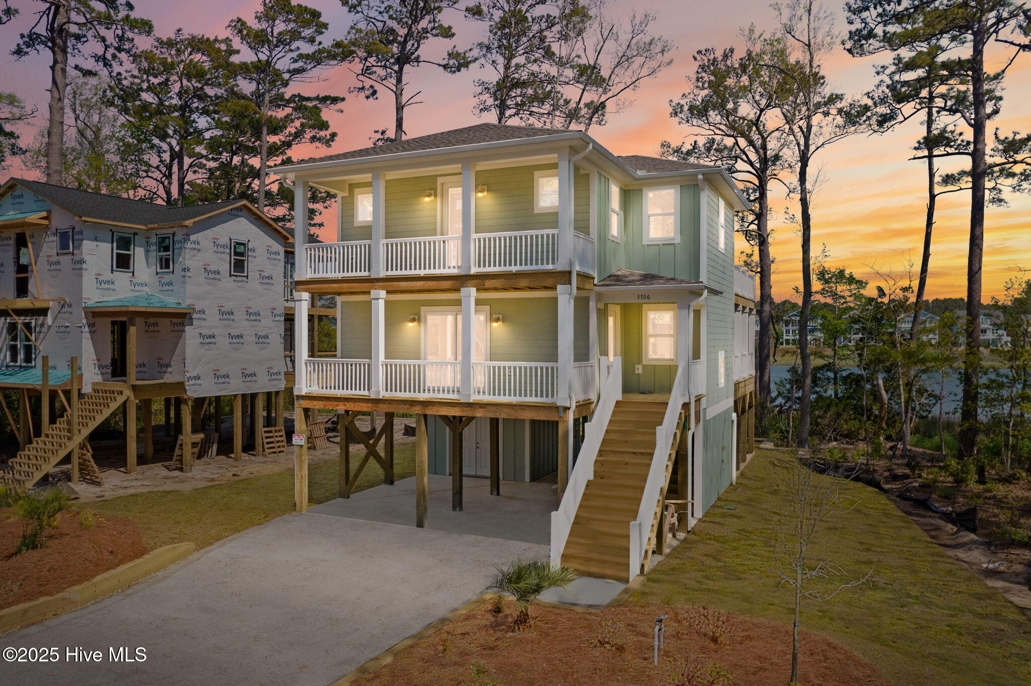Oak Island, North Carolina, 28465, United States, 4 Bedrooms Bedrooms, ,4 BathroomsBathrooms,Residential,For Sale,1974257