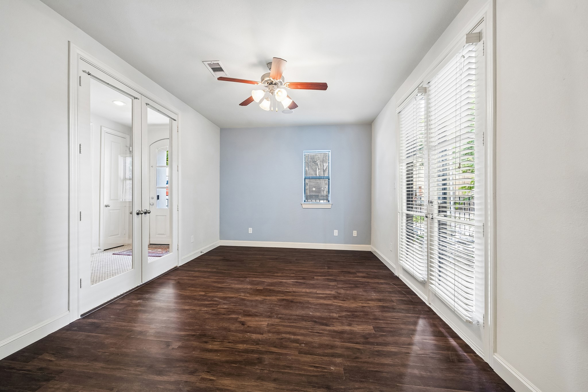  5718 Kansas Street D - 物件實景