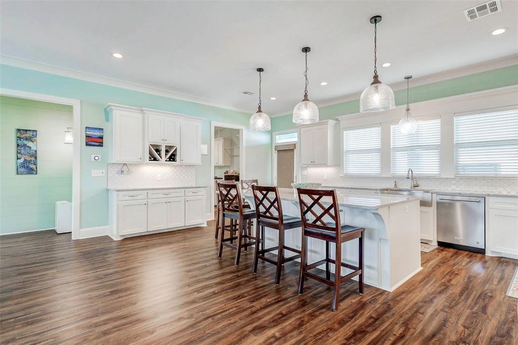 Port Bolivar, Texas, 77650, United States, 3 Bedrooms Bedrooms, ,3 BathroomsBathrooms,Residential,For Sale,1874612