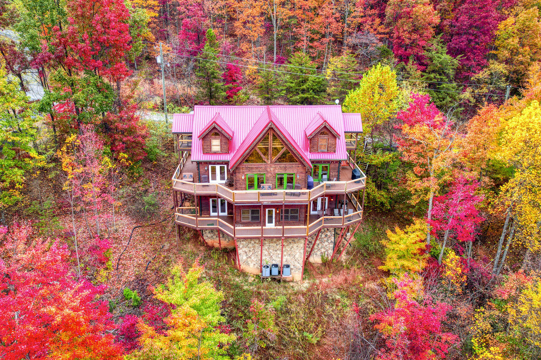 Gatlinburg, Tennessee, 37738, United States, 5 Bedrooms Bedrooms, ,6 BathroomsBathrooms,Residential,For Sale,1981295
