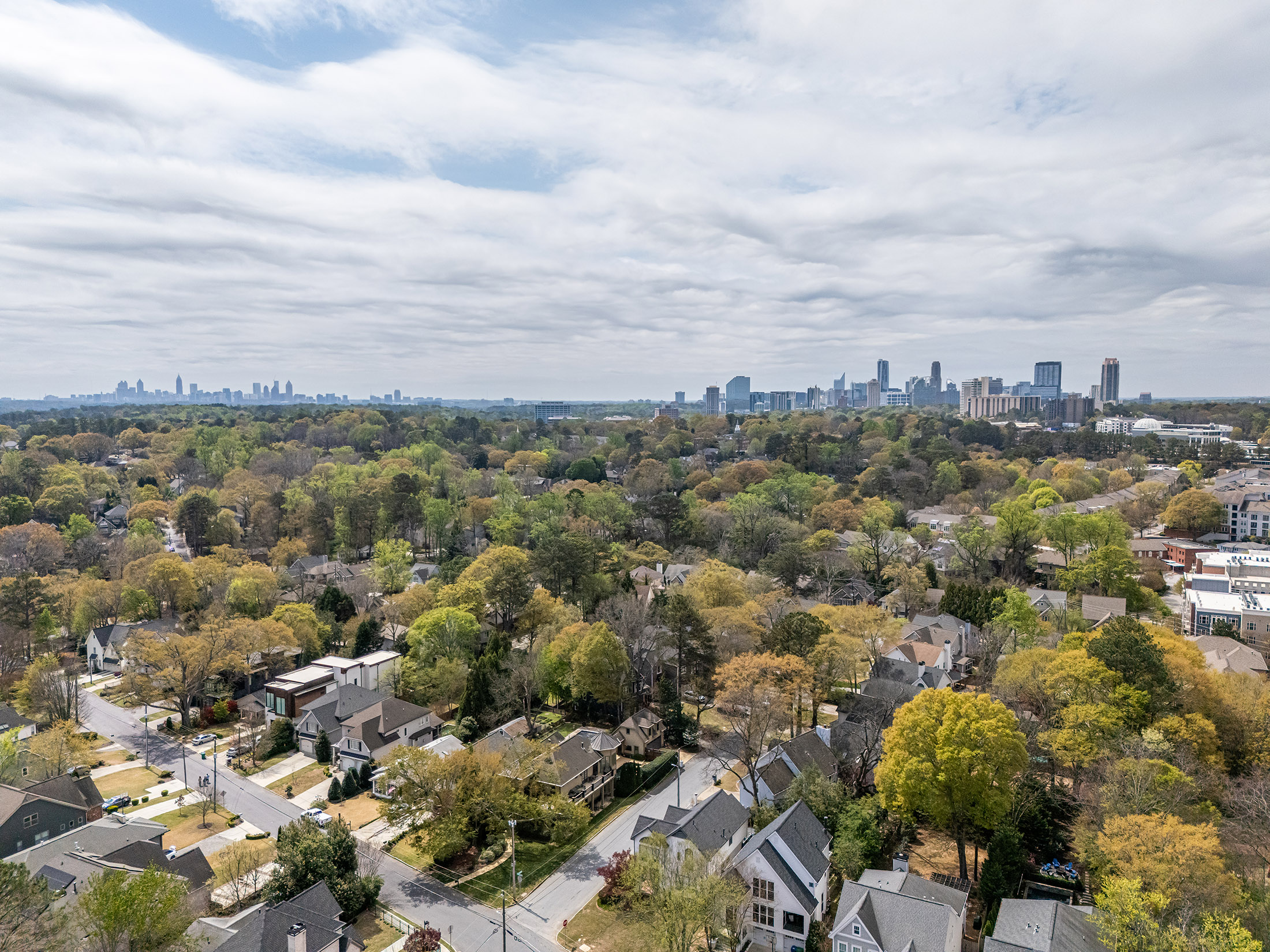  One-of-a-Kind Townhome in the Heart of Brookhaven - 物件實景