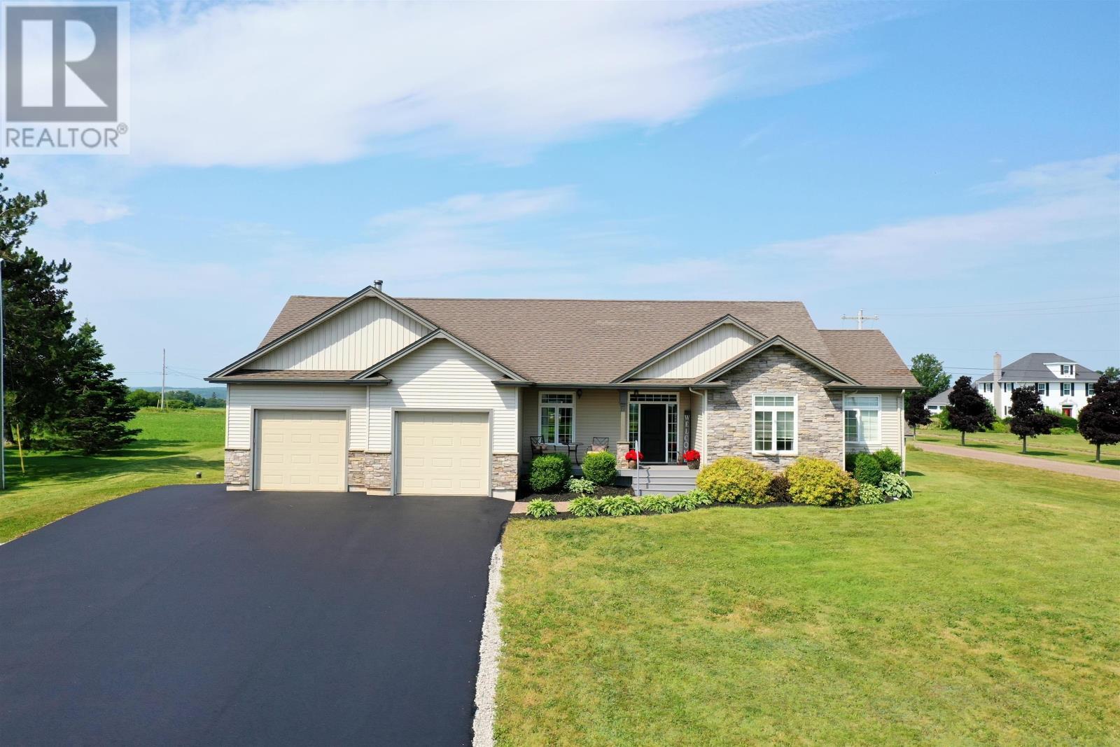 WINSLOE SOUTH, Prince Edward Island, C1E 2Y2, CA, 5 Bedrooms Bedrooms, ,3 BathroomsBathrooms,Residential,For Sale,1875510