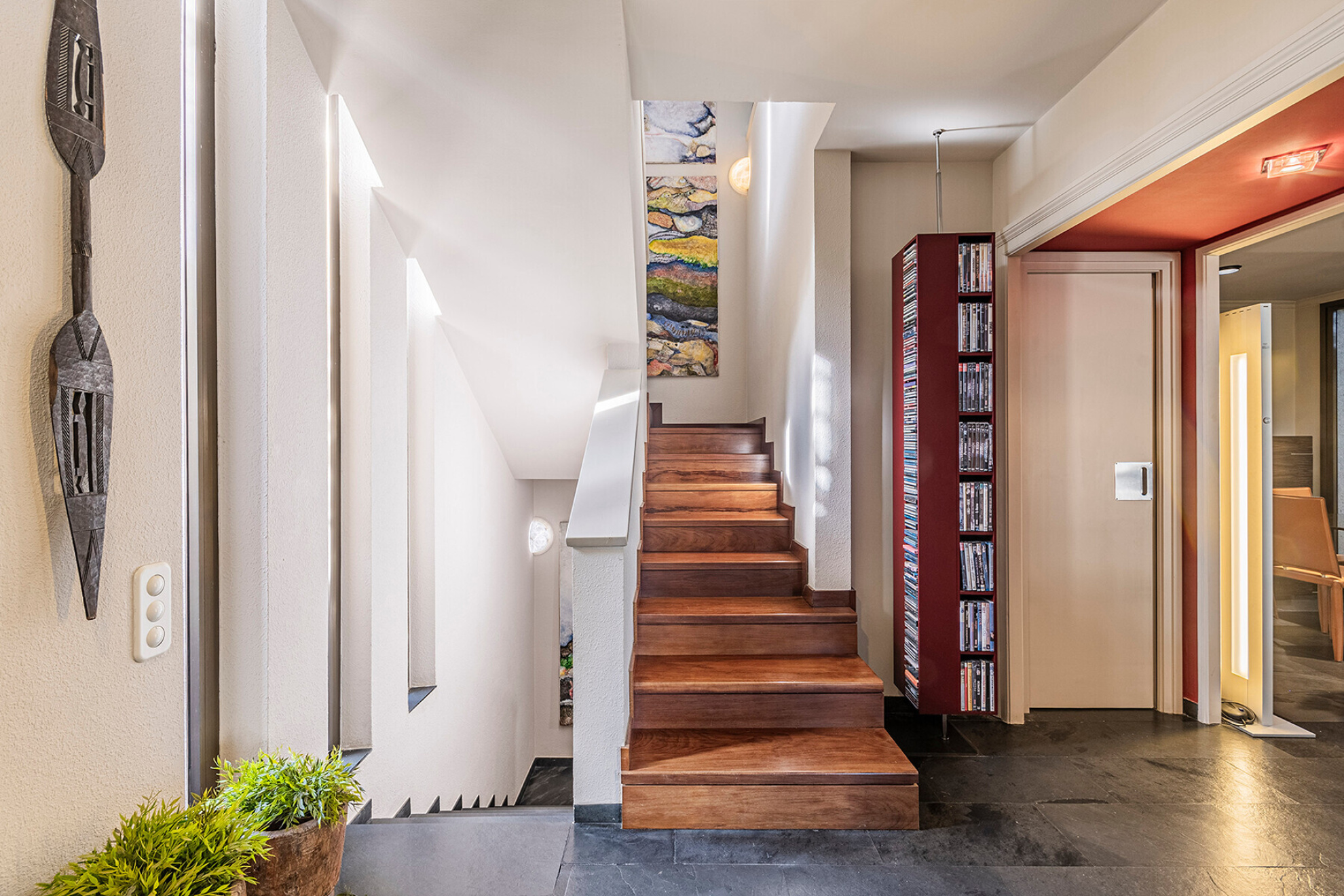  Exclusive single-family home with a large yard, views, and privacy in La Miranda - 物件實景