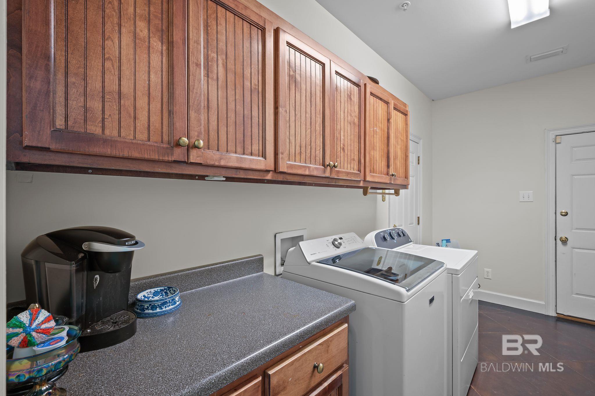 Silverhill, Alabama, 36576, United States, 4 Bedrooms Bedrooms, ,4 BathroomsBathrooms,Residential,For Sale,1910882