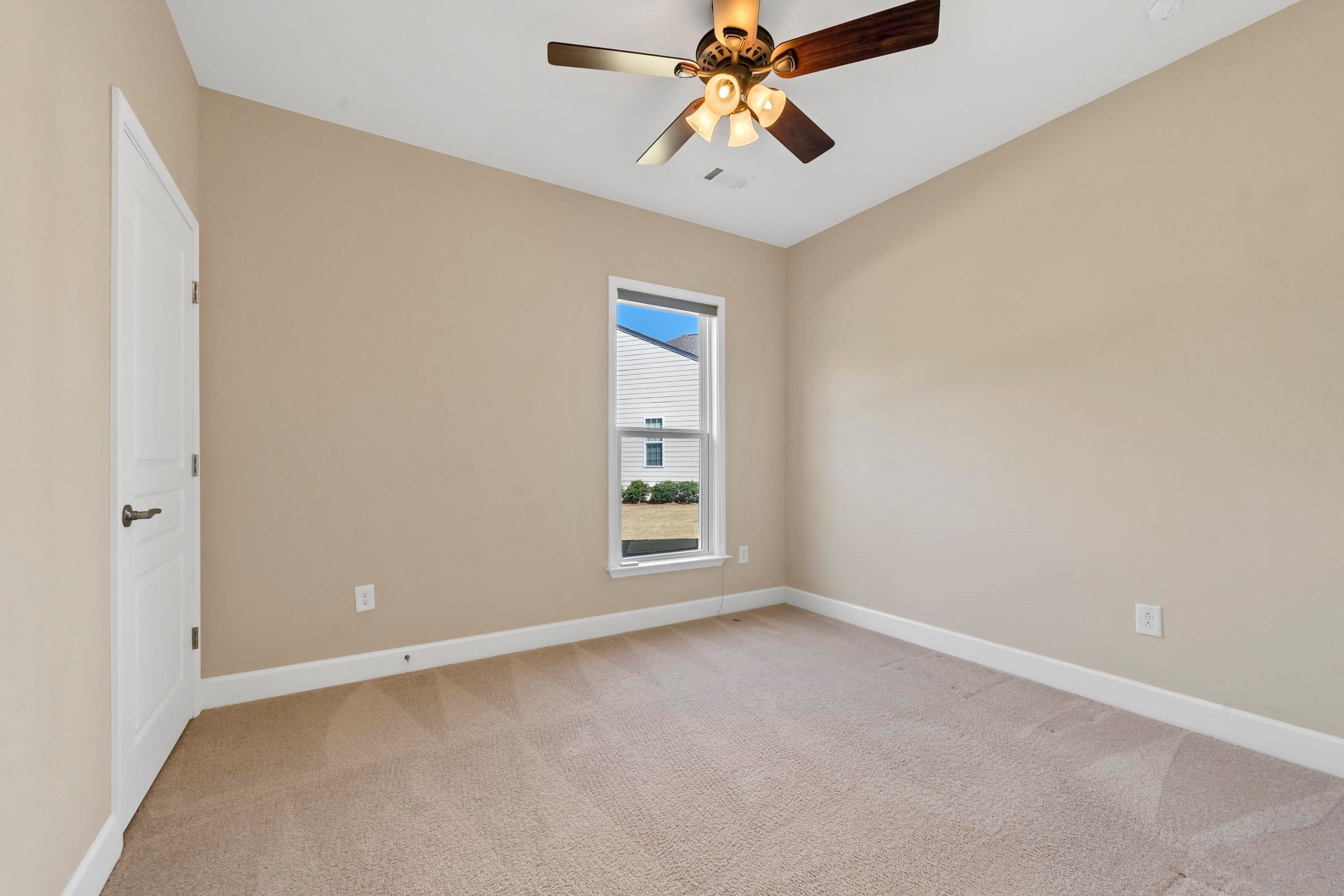 Greensboro, Georgia, 30642, United States, 3 Bedrooms Bedrooms, ,3 BathroomsBathrooms,Residential,For Sale,1992135