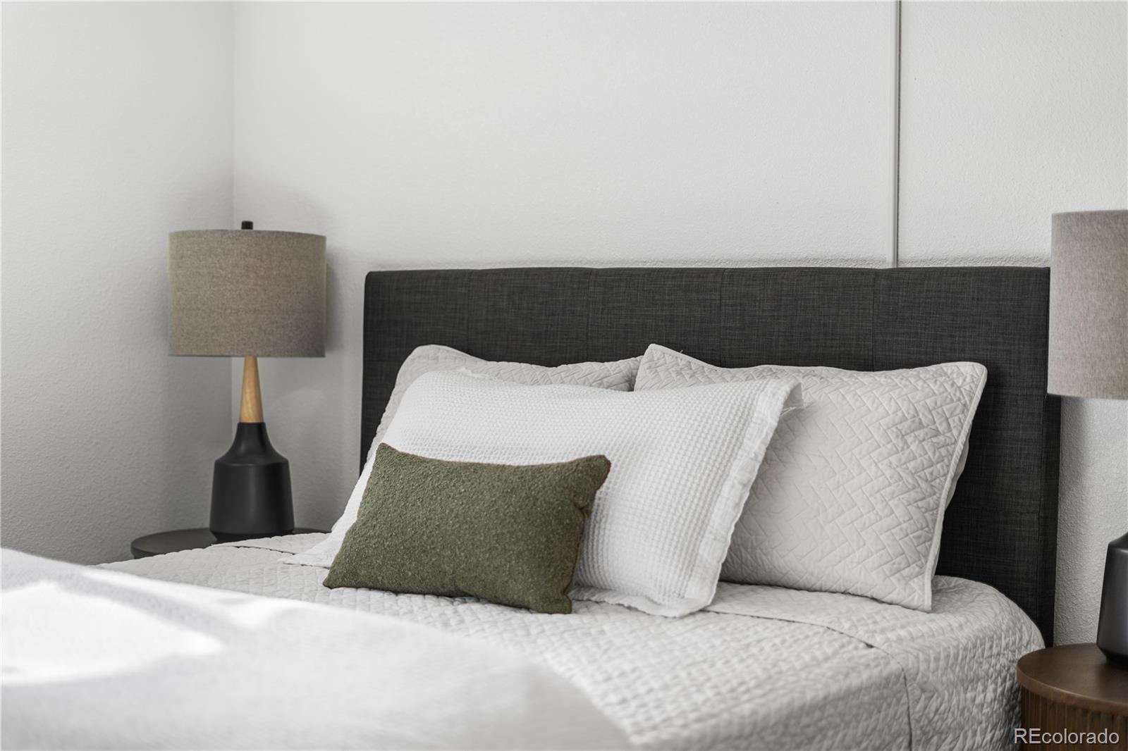 Englewood, Colorado, 80110, United States, 4 Bedrooms Bedrooms, ,2 BathroomsBathrooms,Residential,For Sale,1993019