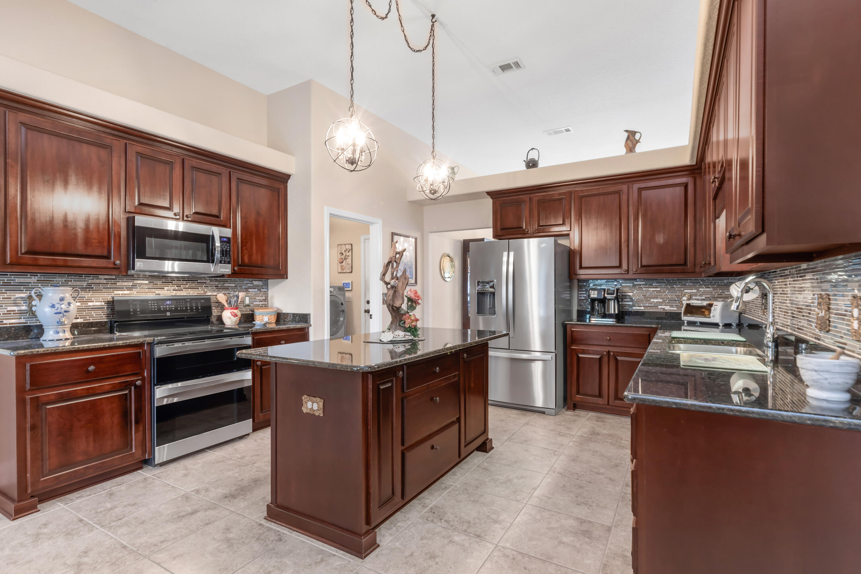 Crestview, Florida, 32536, United States, 4 Bedrooms Bedrooms, ,3 BathroomsBathrooms,Residential,For Sale,1827914