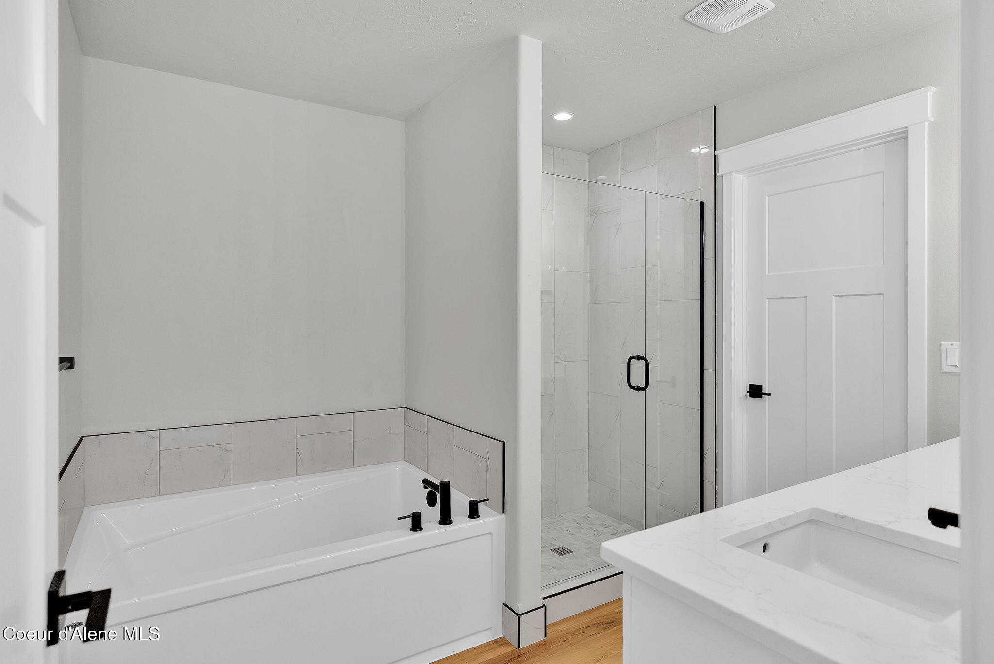 Rathdrum, Idaho, 83858, United States, 4 Bedrooms Bedrooms, ,2 BathroomsBathrooms,Residential,For Sale,1998808