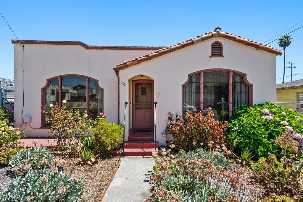 Watsonville, California, 95076, United States, 3 Bedrooms Bedrooms, ,1 BathroomBathrooms,Residential,For Sale,1889812