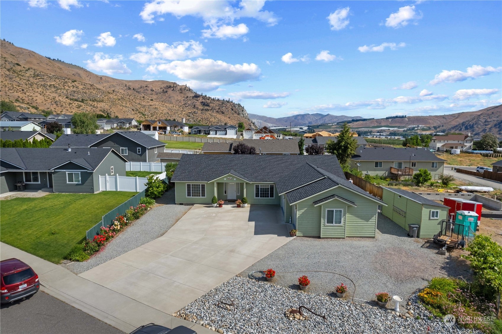 1010 Crest Loop, Entiat, Washington, 98822, United States, 3 Bedrooms Bedrooms, ,3 BathroomsBathrooms,Residential,For Sale,1010 Crest Loop,1592644