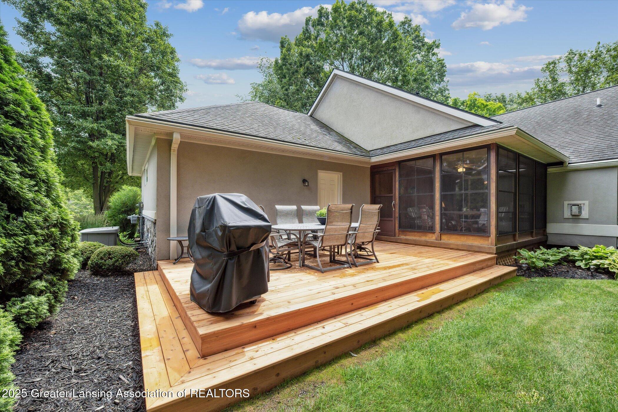 Bath, Michigan, 48808, United States, 4 Bedrooms Bedrooms, ,3 BathroomsBathrooms,Residential,For Sale,1890488