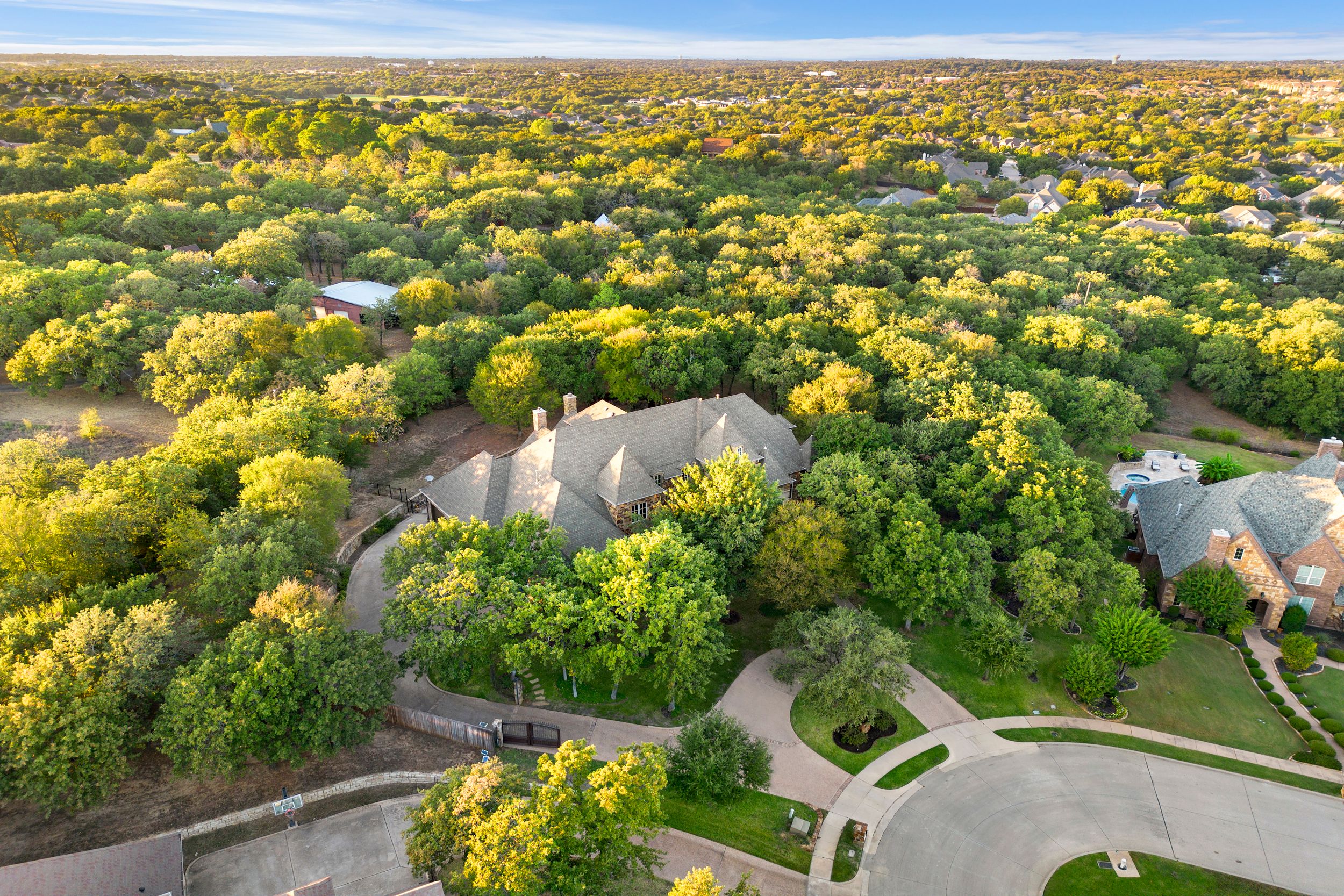  Private Luxury Estate in the prestigious Southern Hills enclave of Keller - 物件實景