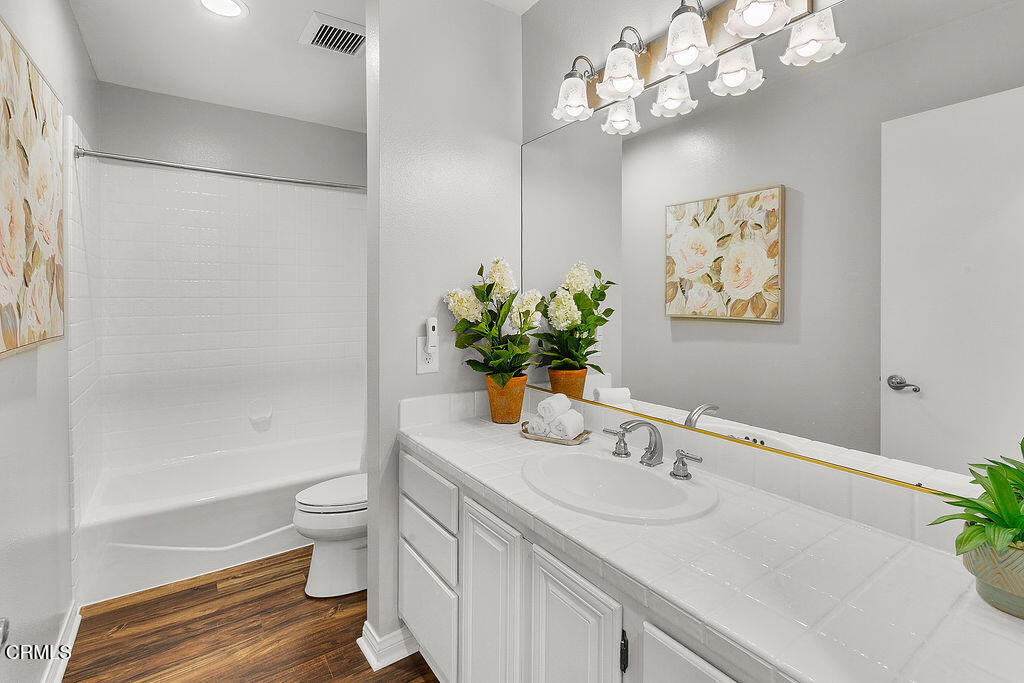 Camarillo, California, 93012, United States, 4 Bedrooms Bedrooms, ,4 BathroomsBathrooms,Residential,For Sale,1828524