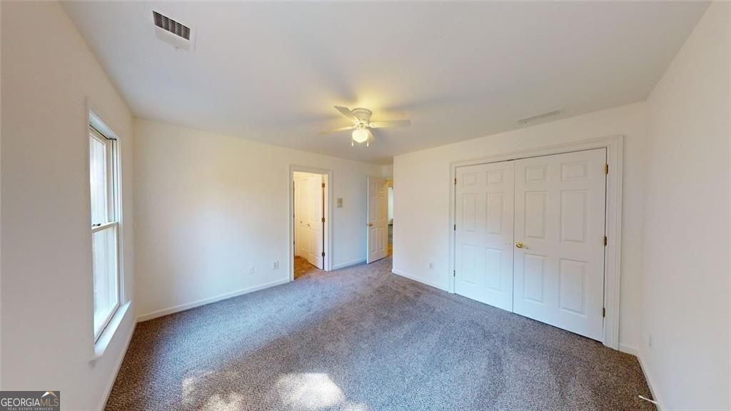 Newnan, Georgia, 30265, United States, 5 Bedrooms Bedrooms, ,5 BathroomsBathrooms,Residential,For Sale,1934725