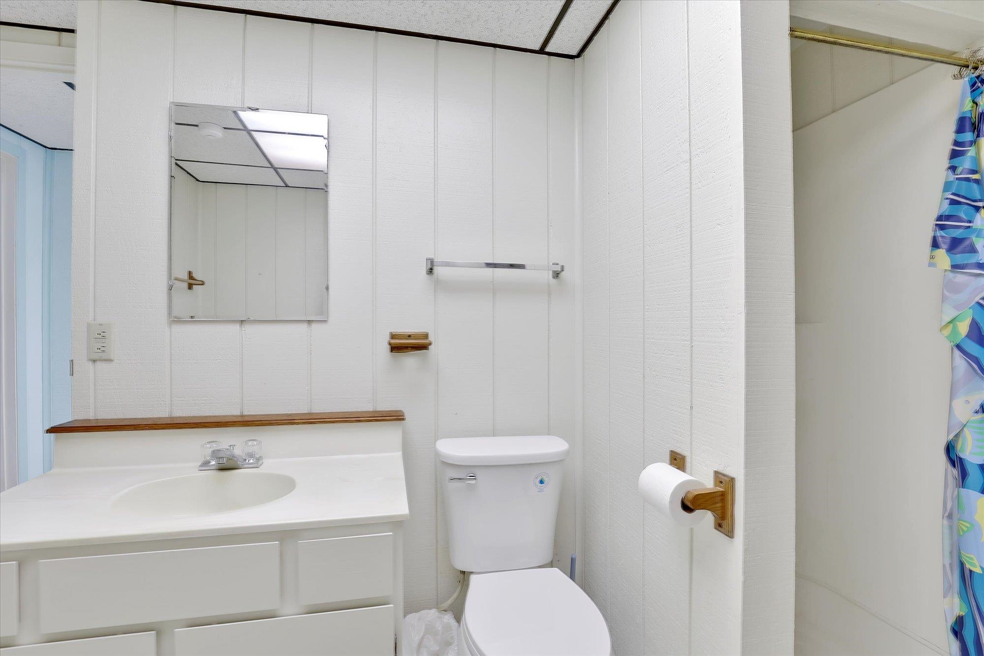 Newman Lake, Washington, 99025, United States, 4 Bedrooms Bedrooms, ,3 BathroomsBathrooms,Residential,For Sale,1929094
