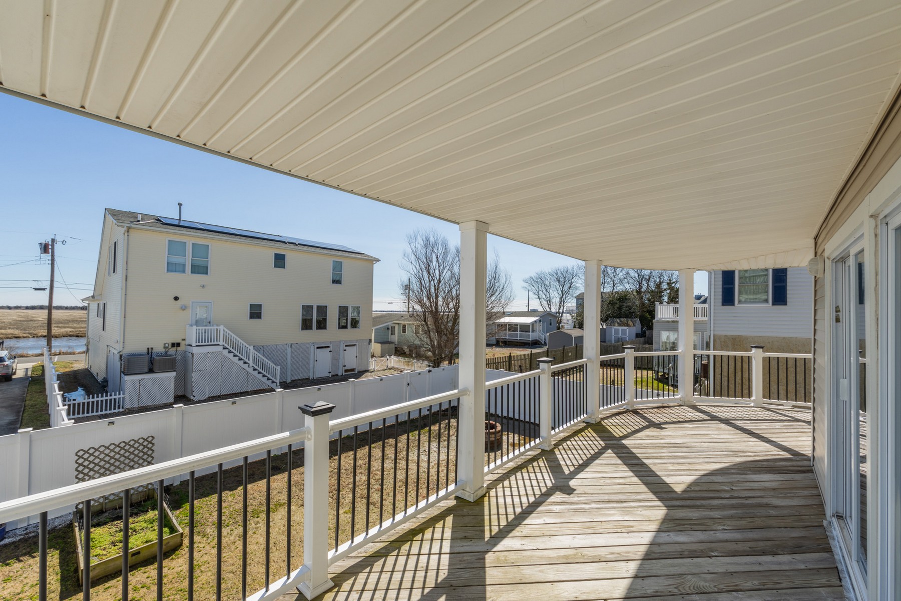  11 Point Drive - 物件實景