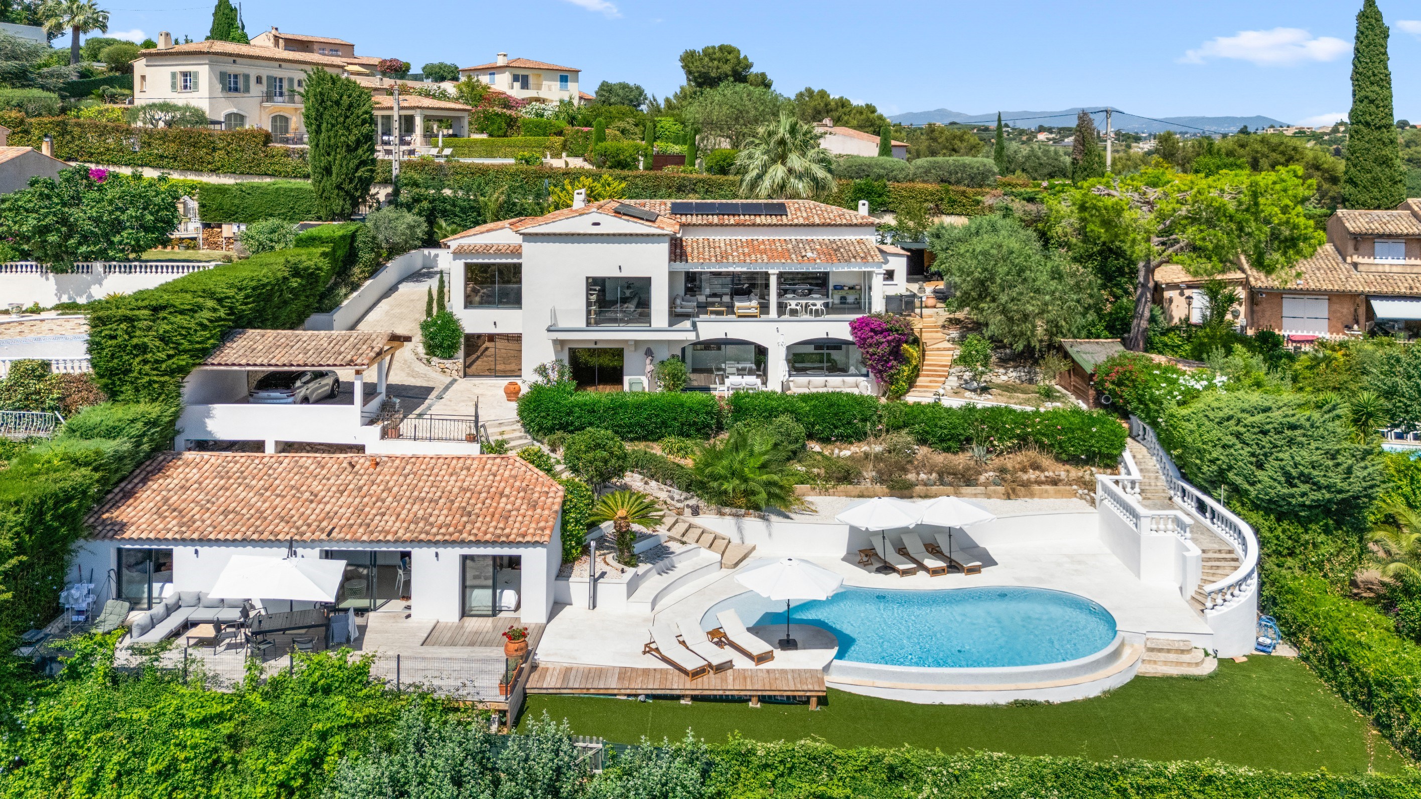  Luxury sea view villa for sale in Cagnes-sur-Mer with guest house - 物件實景