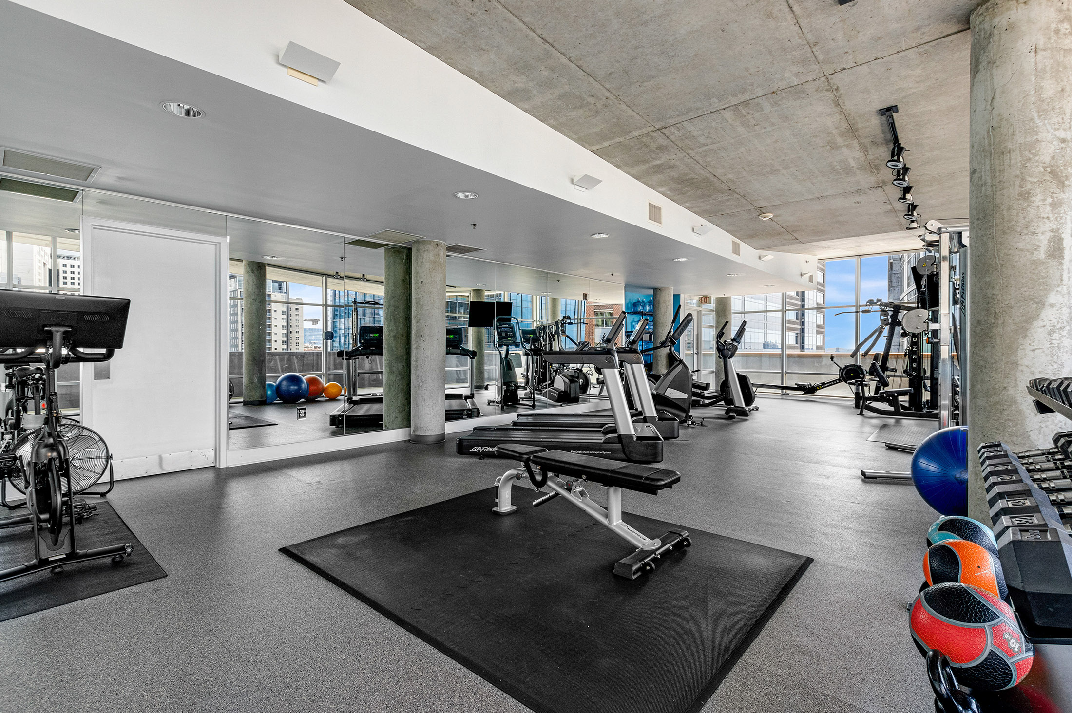  Rare Opportunity for Live/Work Loft in the Heart of Midtown - 物件實景