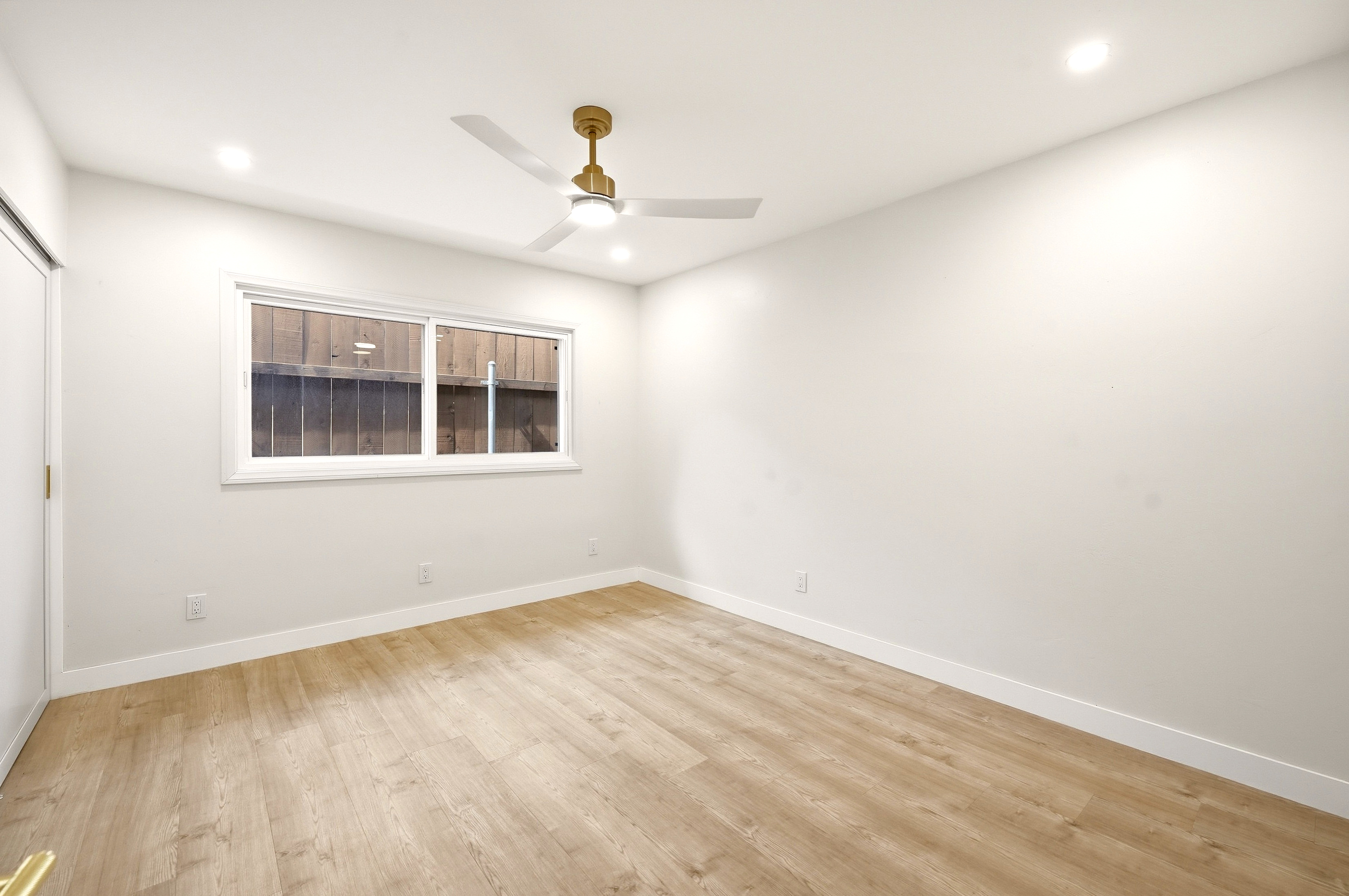  3027 Wing Street, San Diego, CA 92110 - 物件實景